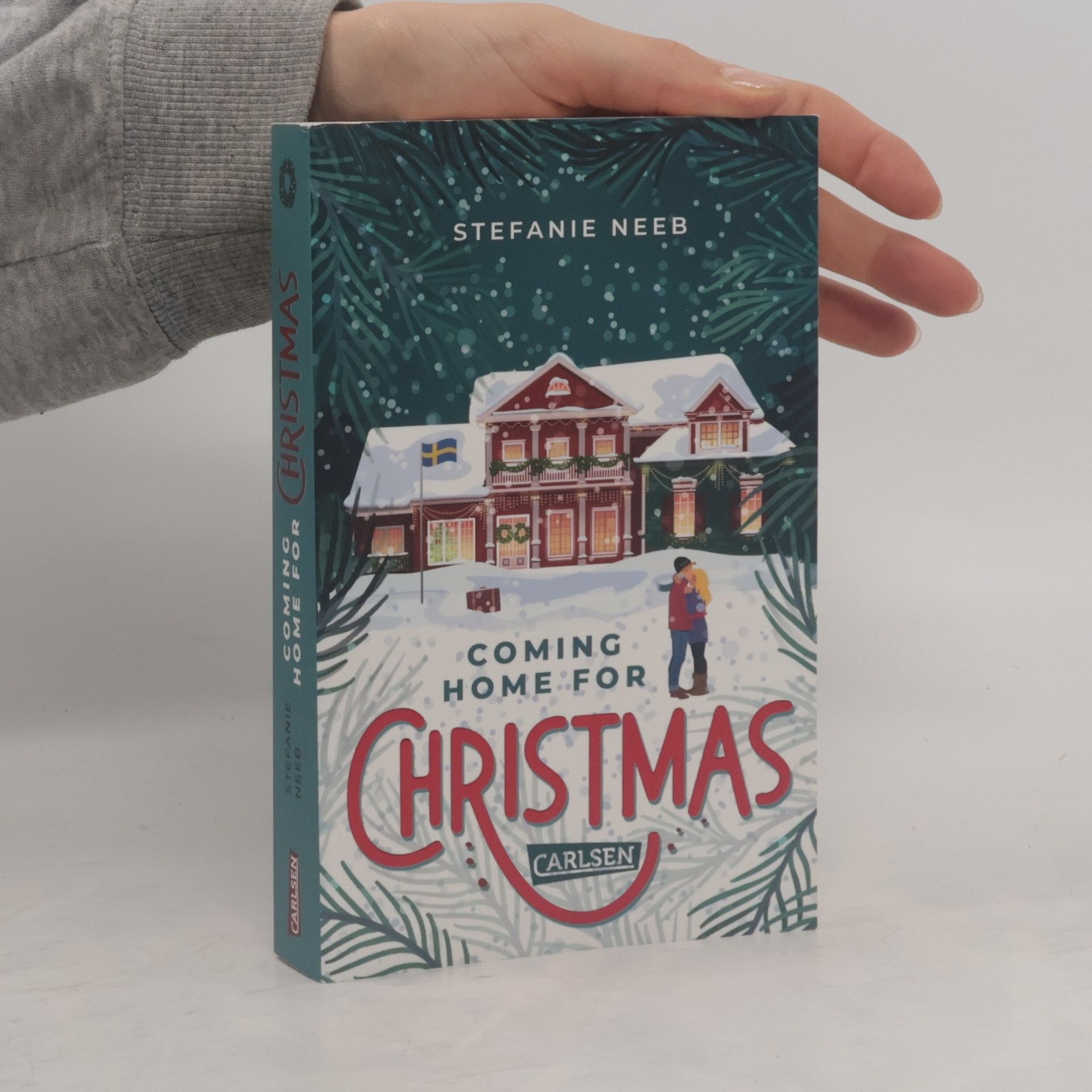 Stefanie Neeb Coming Home for Christmas