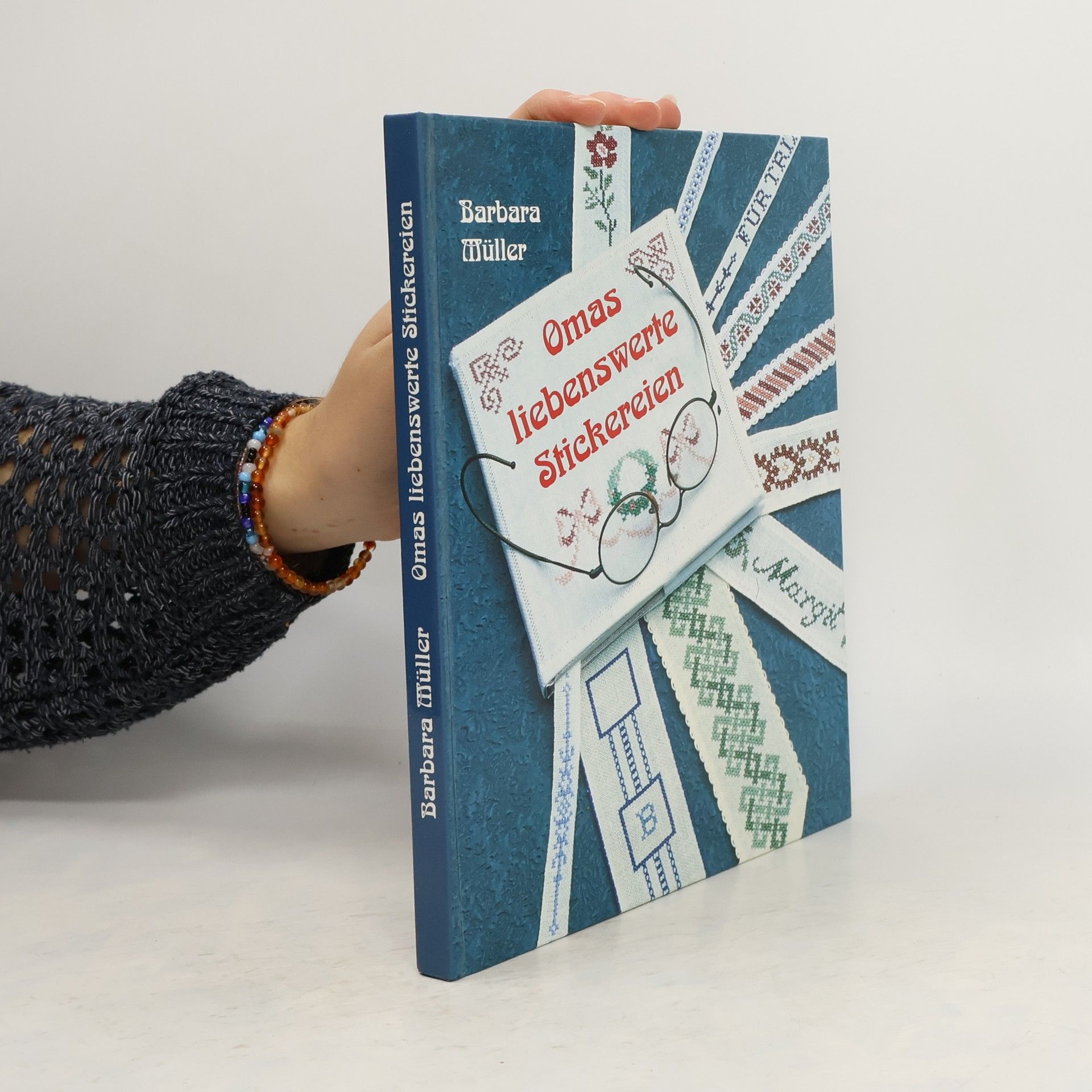 Omas liebenswerte Stickereien