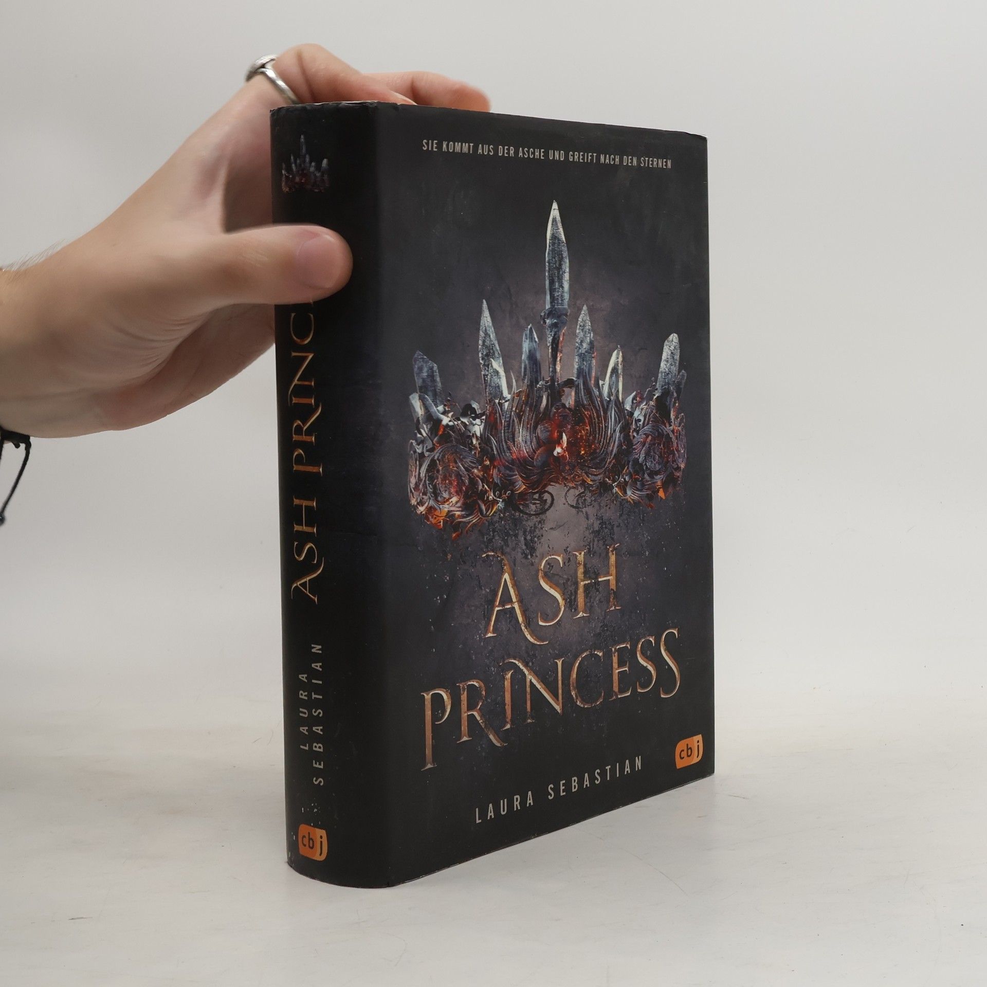 Laura Sebastian Ash princess