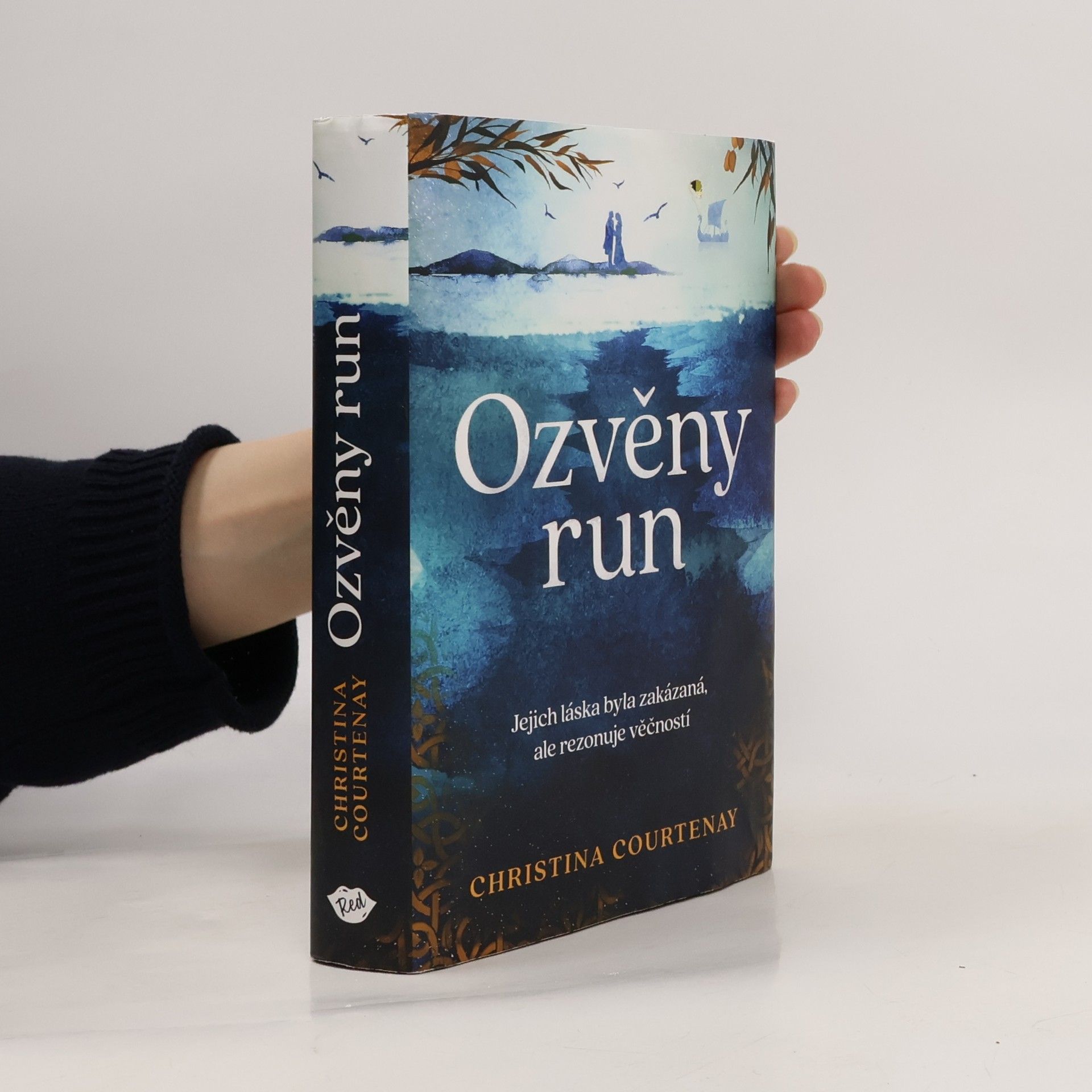 Christina Courtenay Ozvěny run