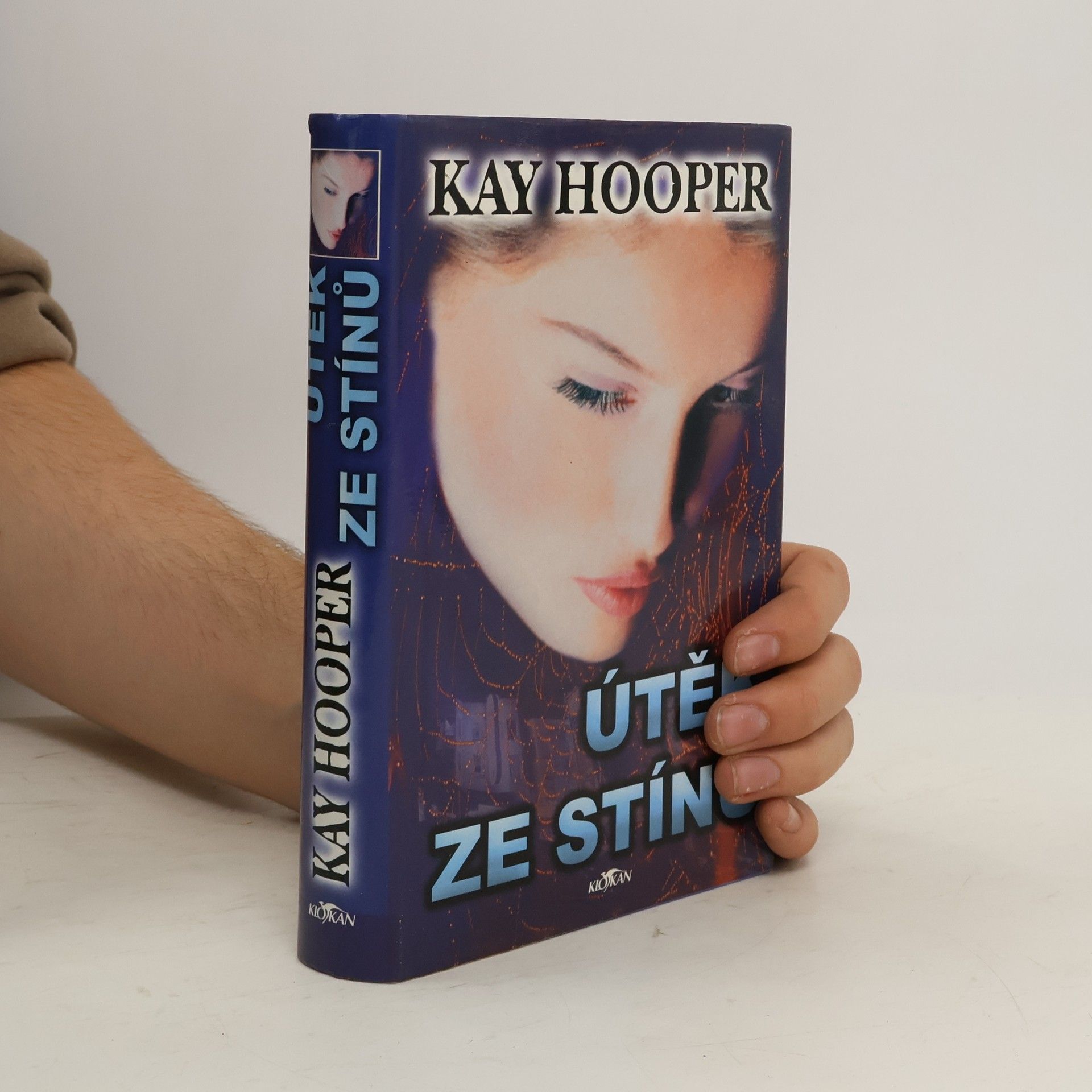 Kay Hooper Útěk ze stínů