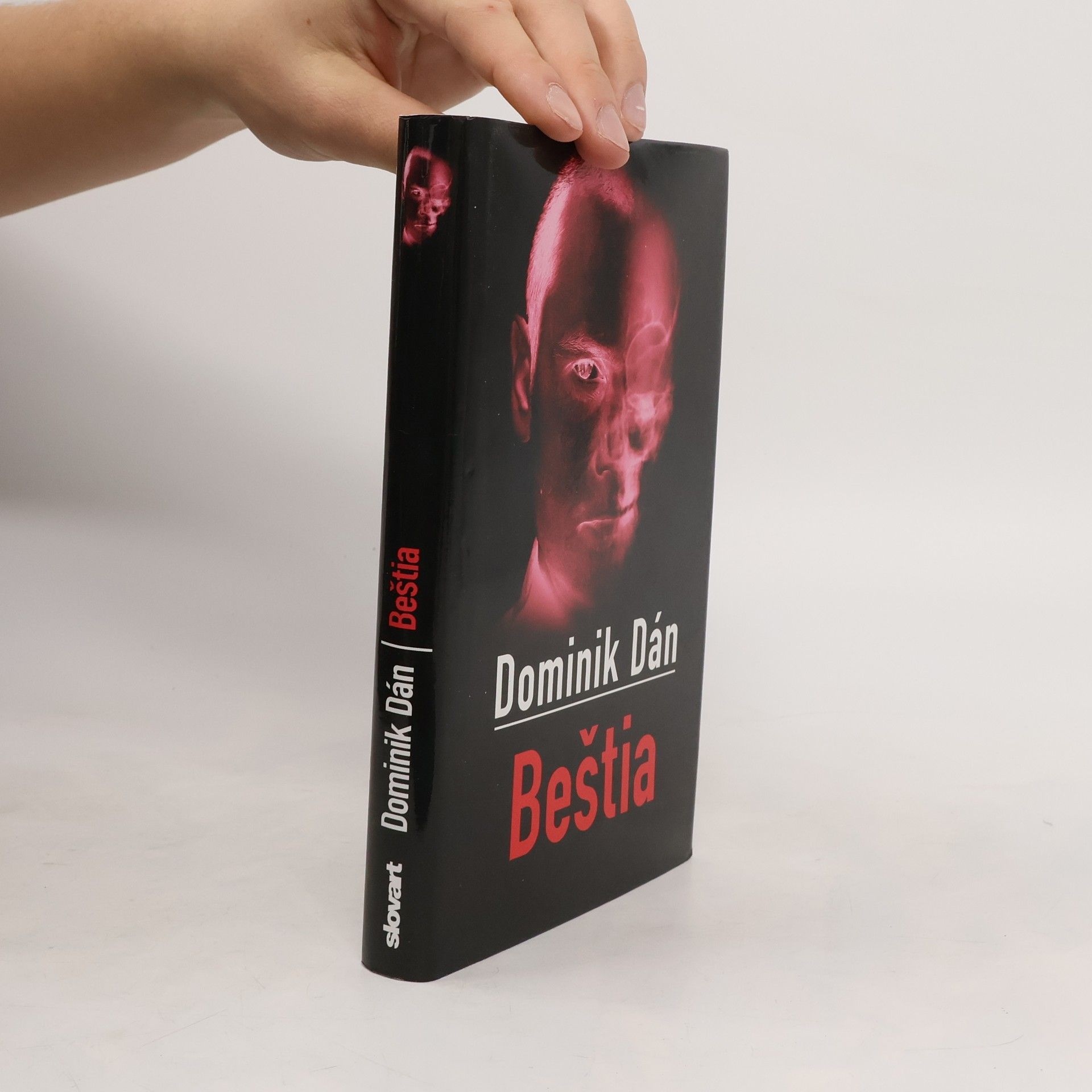 Dominik Dán Beštia