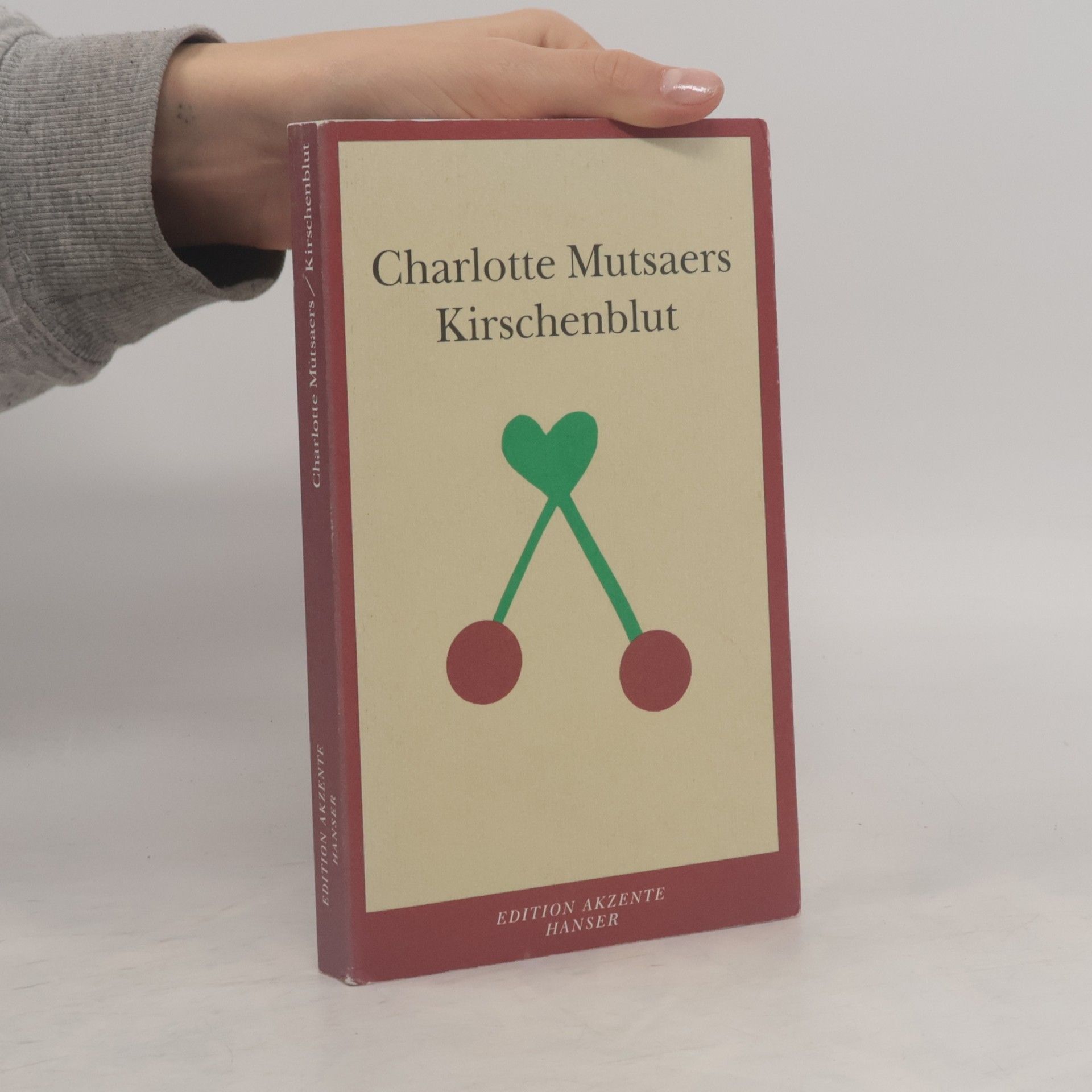 Charlotte Mutsaers Kirschenblut