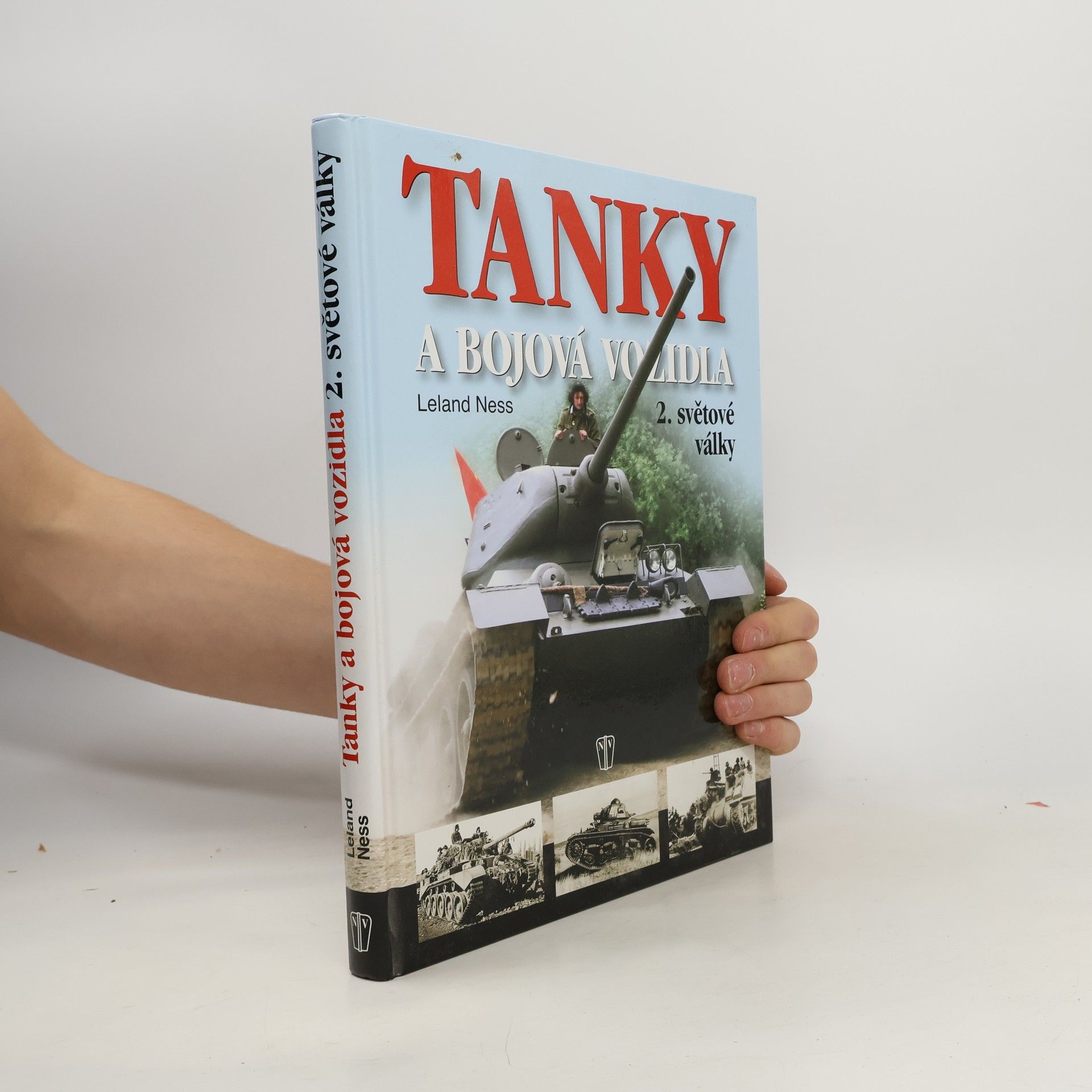 Leland S. Ness Tanky a bojová vozidla 2. světové války