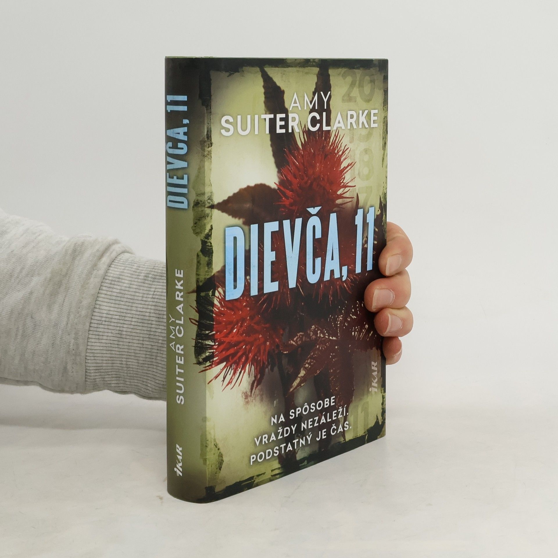 Amy Suiter Clarke Dievča, 11