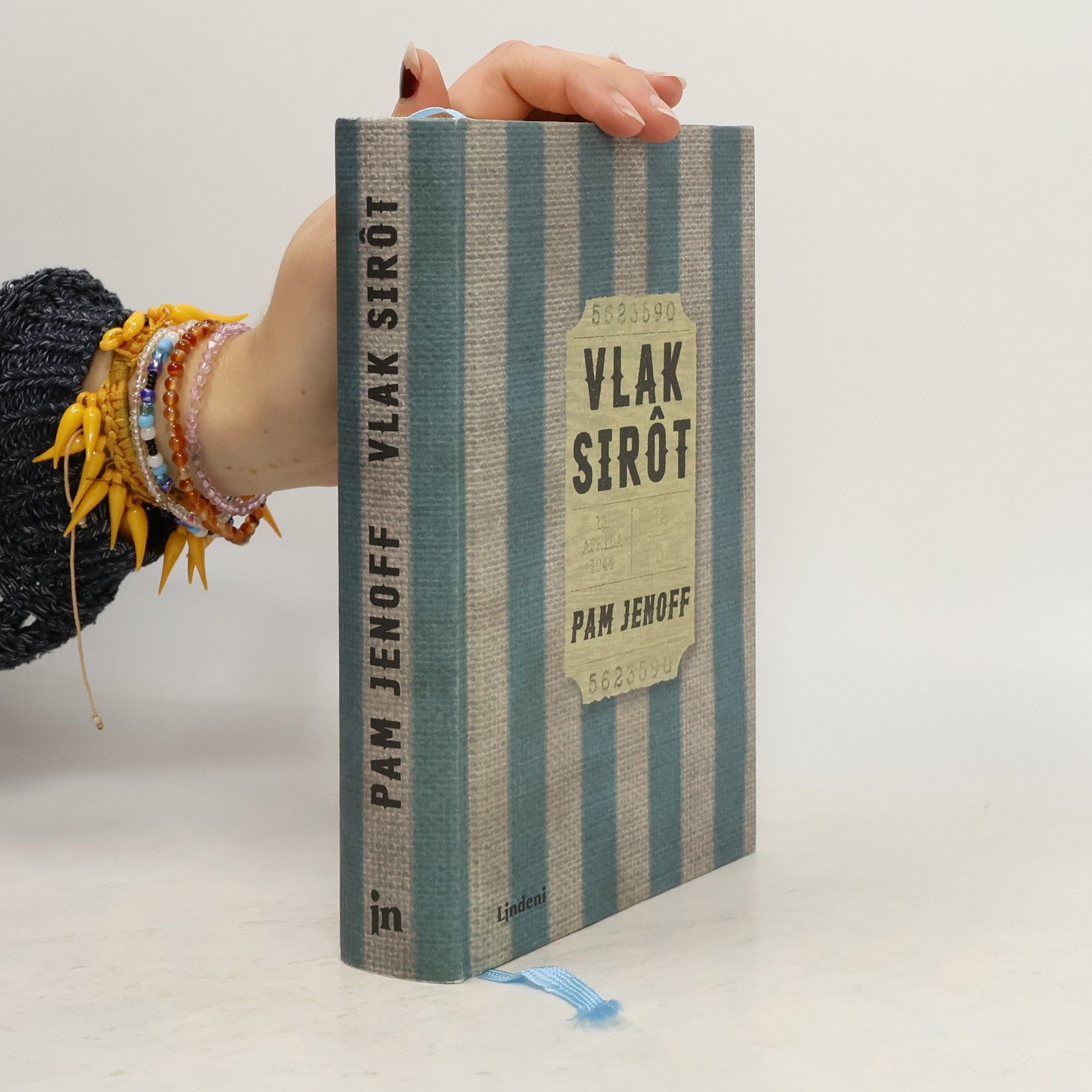 Pam Jenoff Vlak sirôt