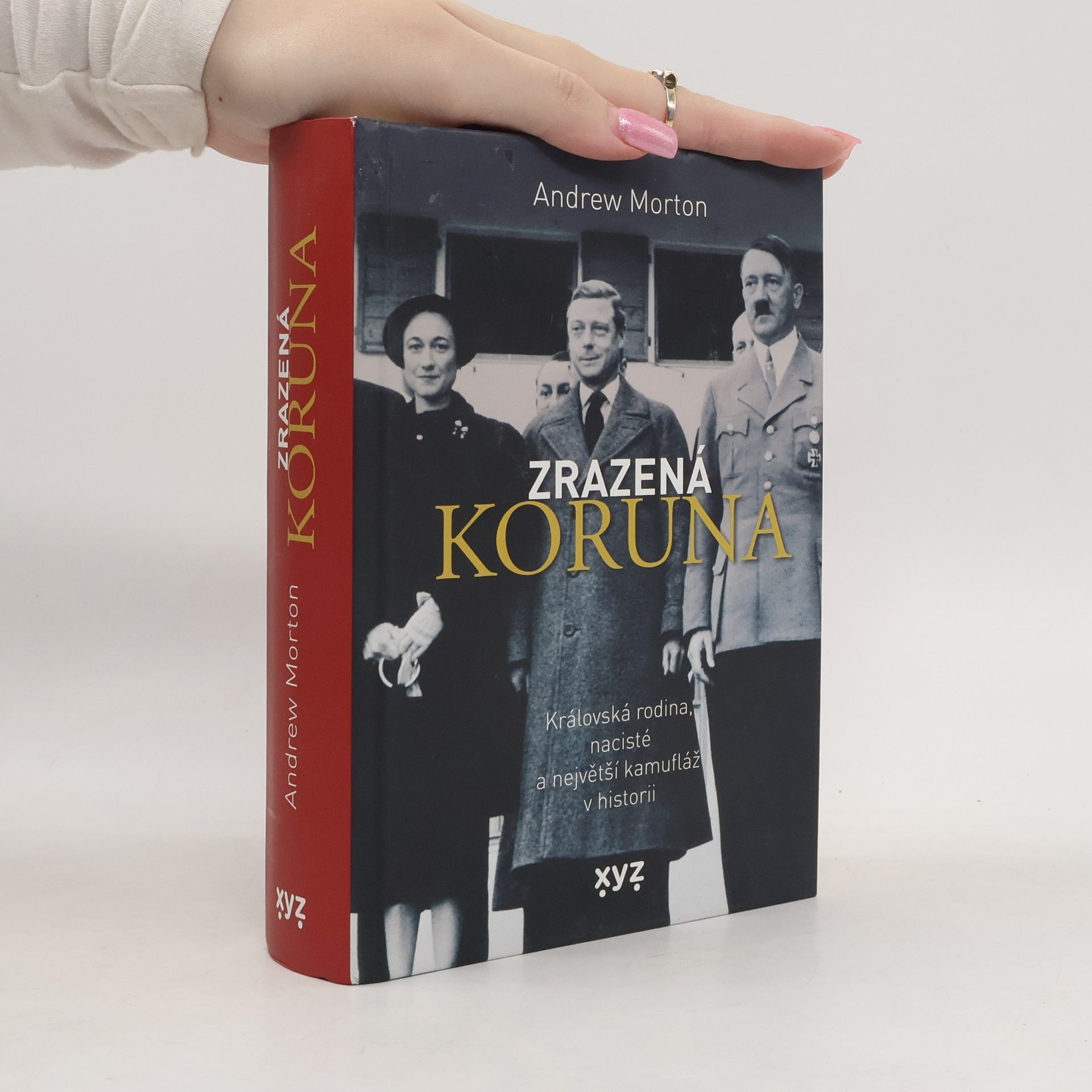 Andrew Morton Zrazená koruna