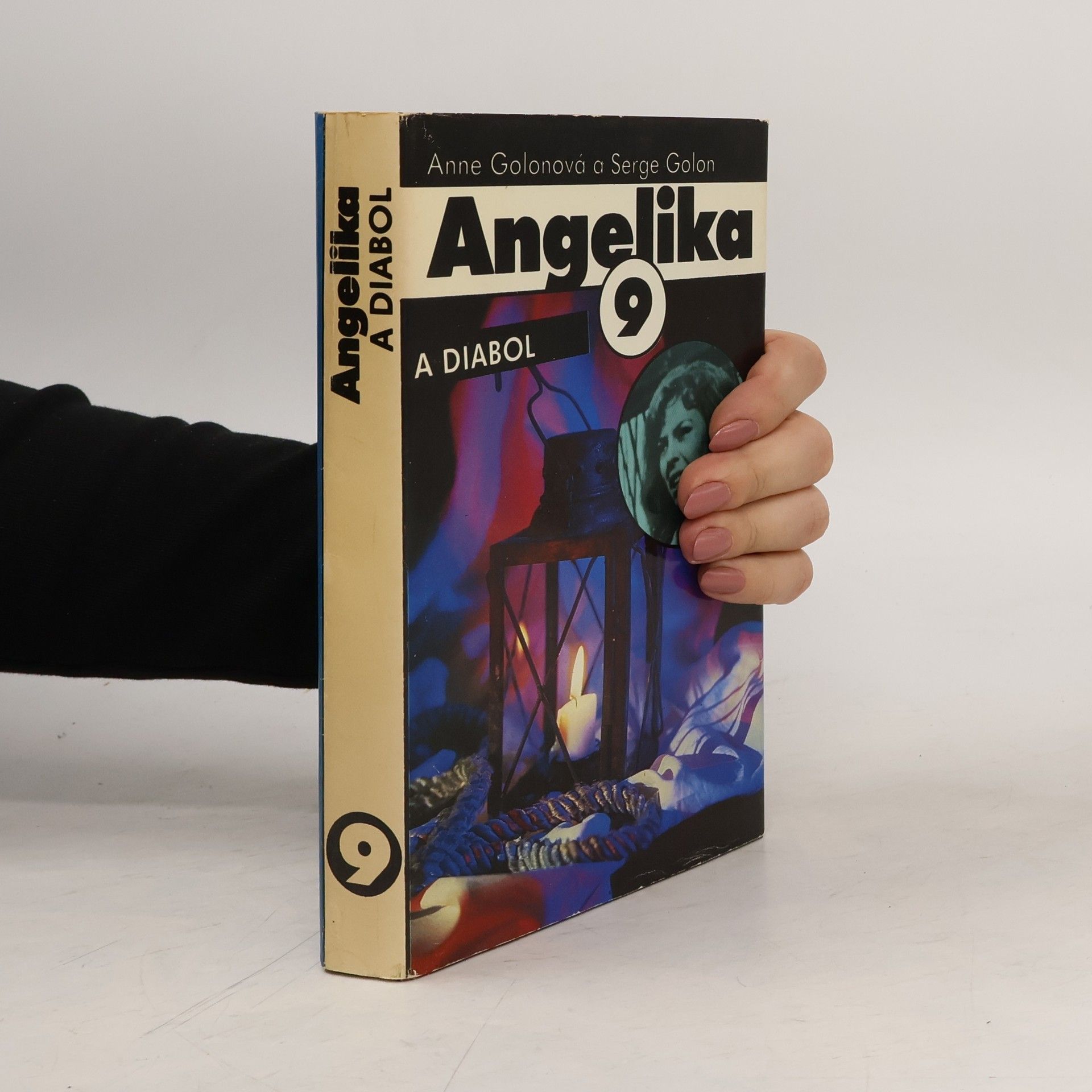 Anne Golon Angelika a diabol