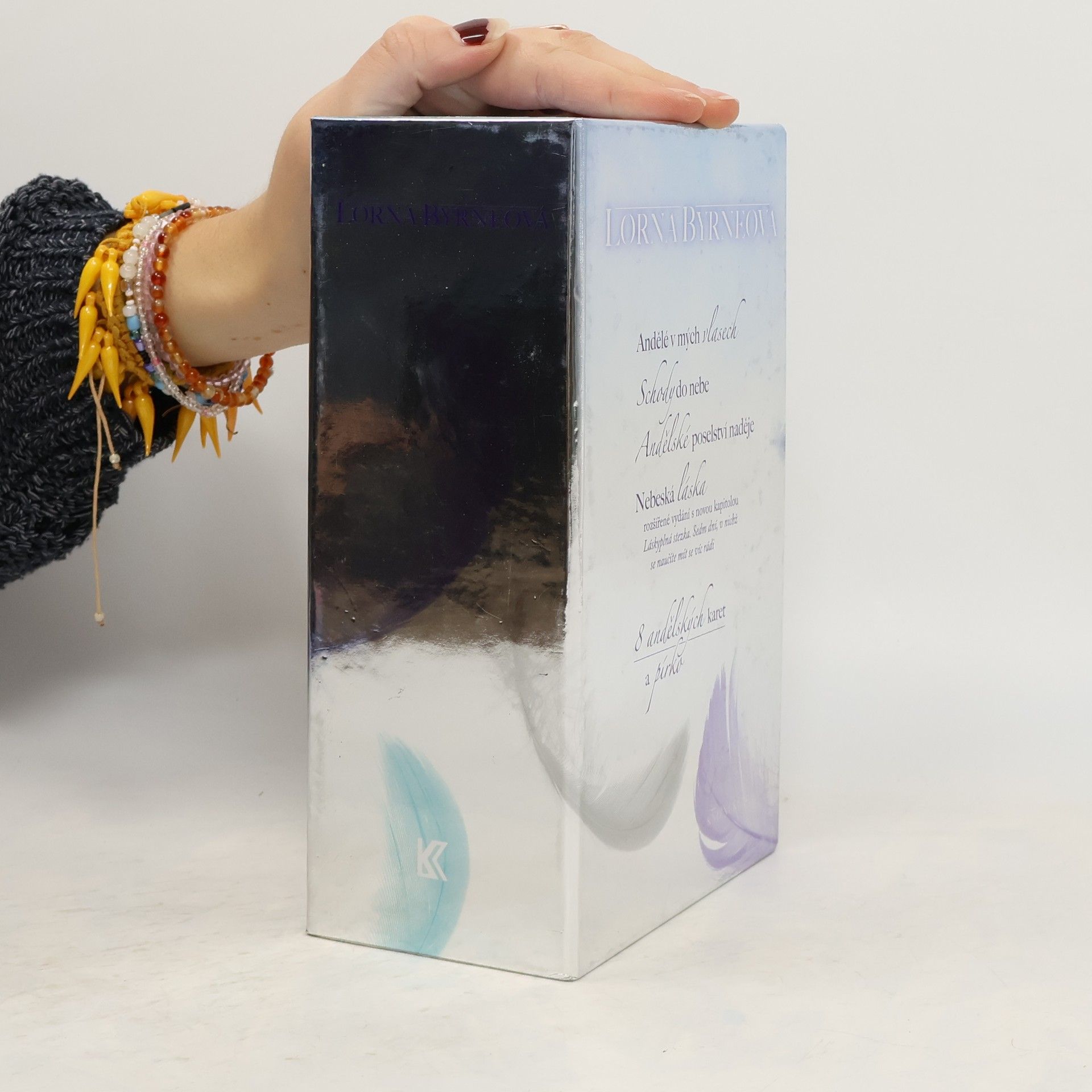Lorna Byrne Andělské poselství naděje. Nebeská láska. Andělé v mých vlasech. Schody do nebe