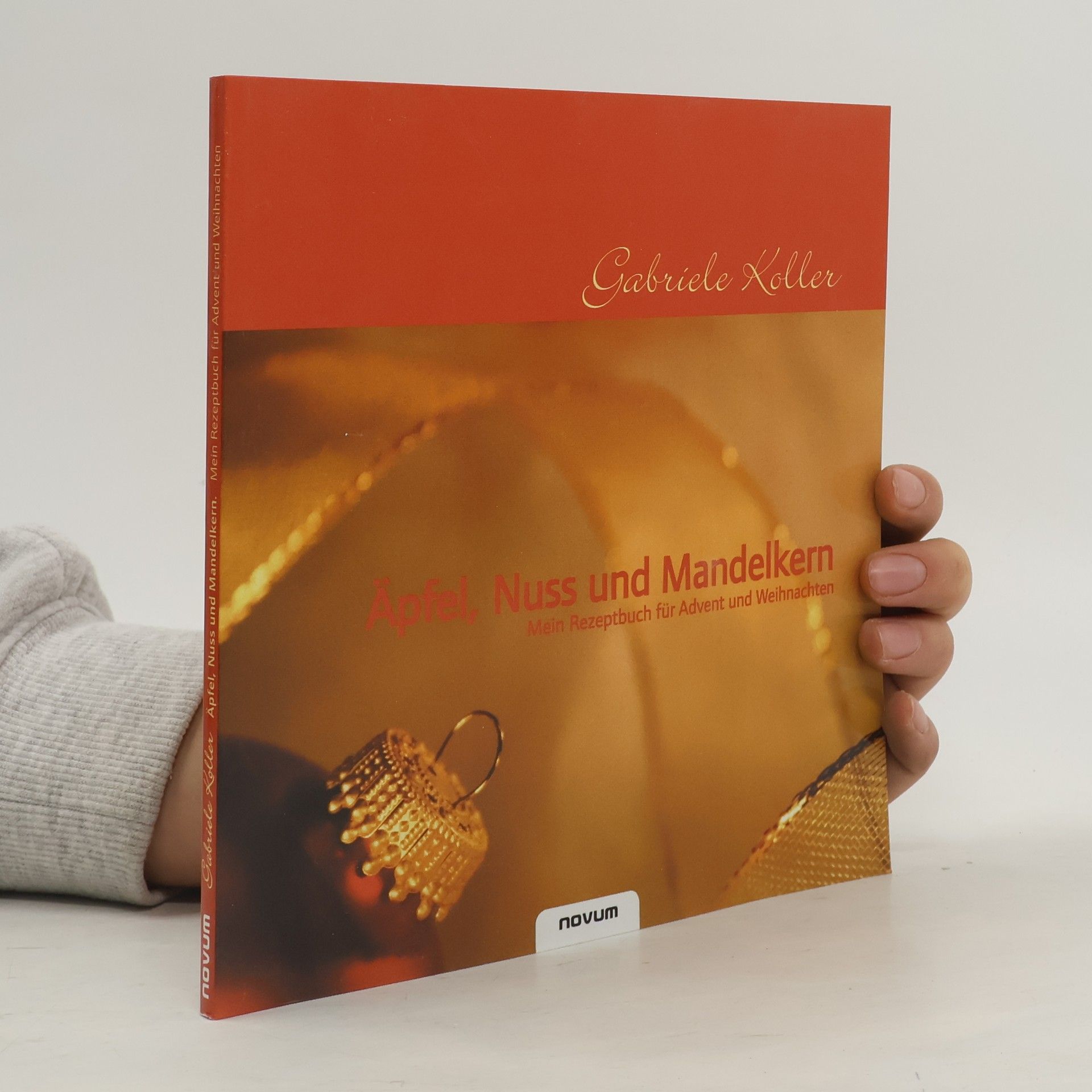 Äpfel, Nuss und Mandelkern