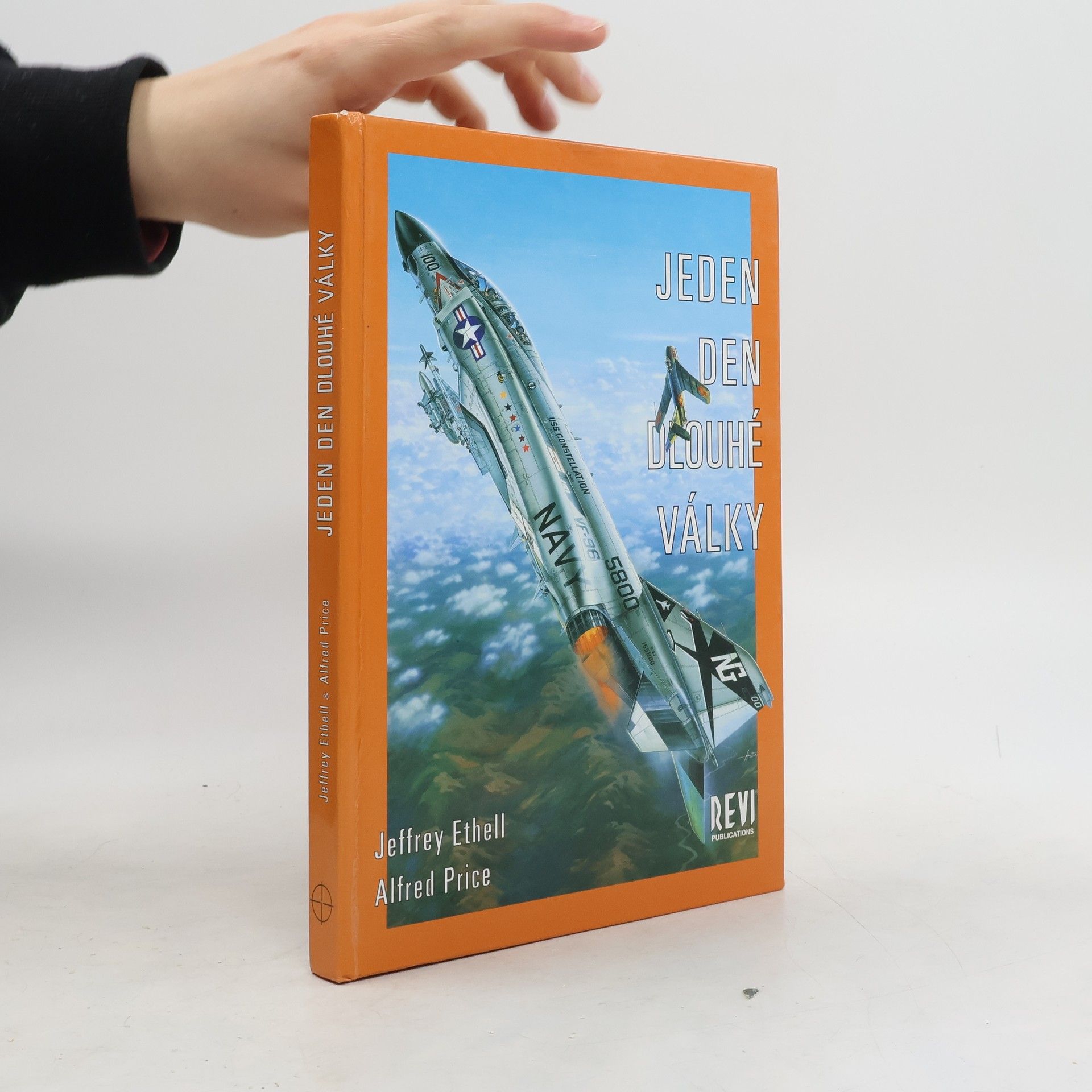 Jeffrey L. Ethell Jeden den dlouhé války