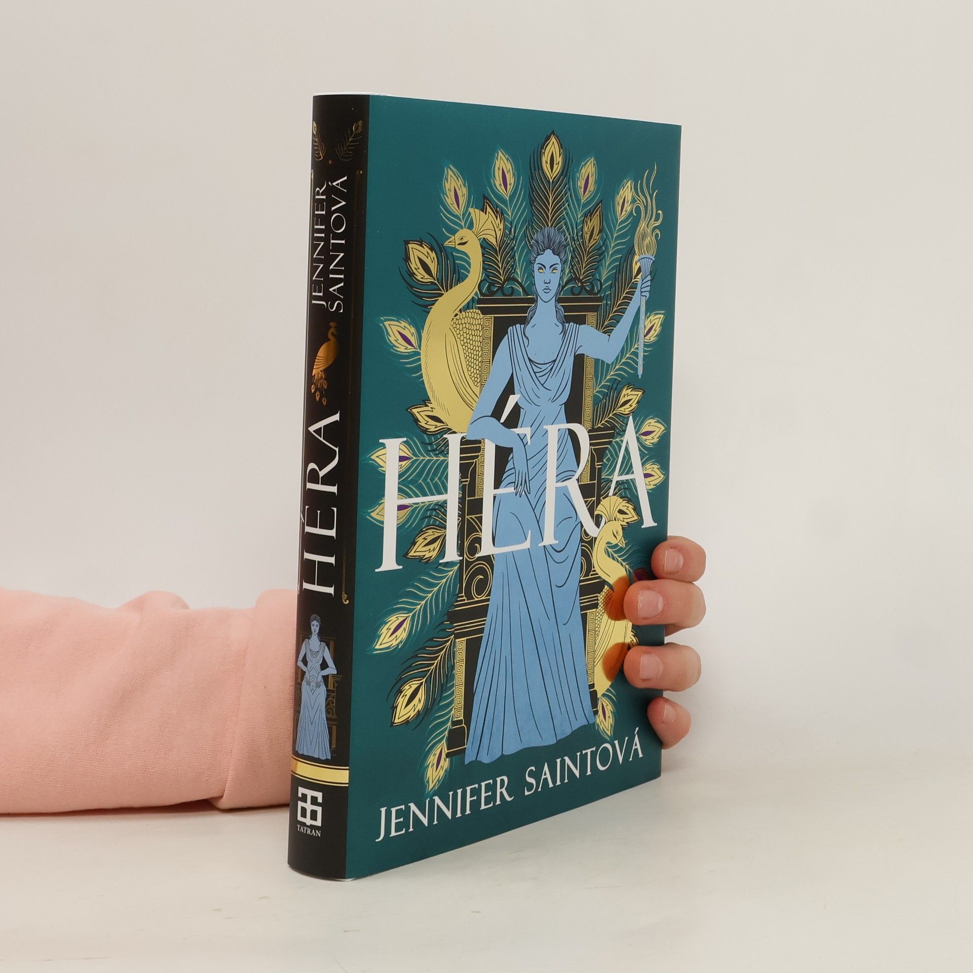 Jennifer Saint Héra