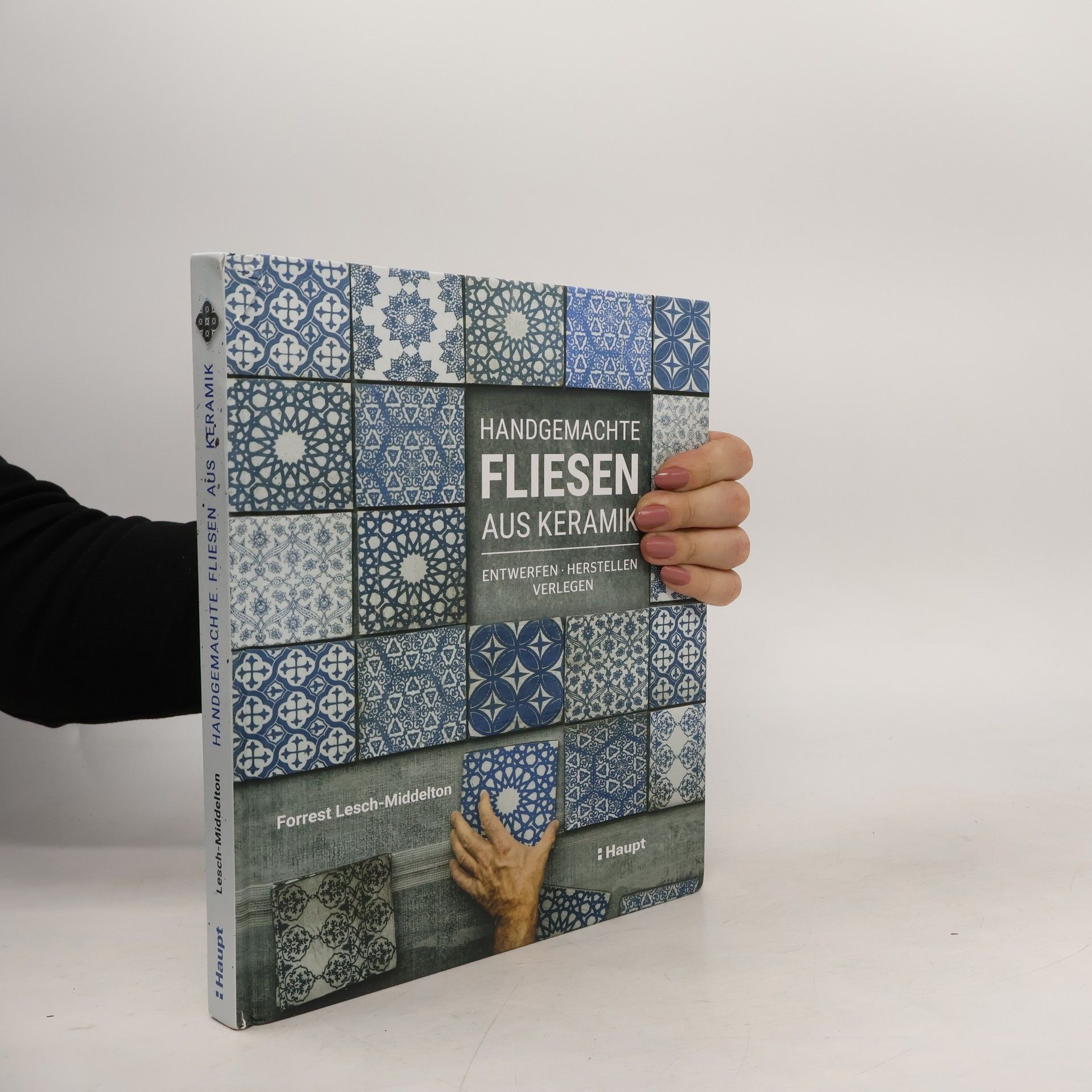 Forrest Lesch-Middelton Handgemachte Fliesen aus Keramik