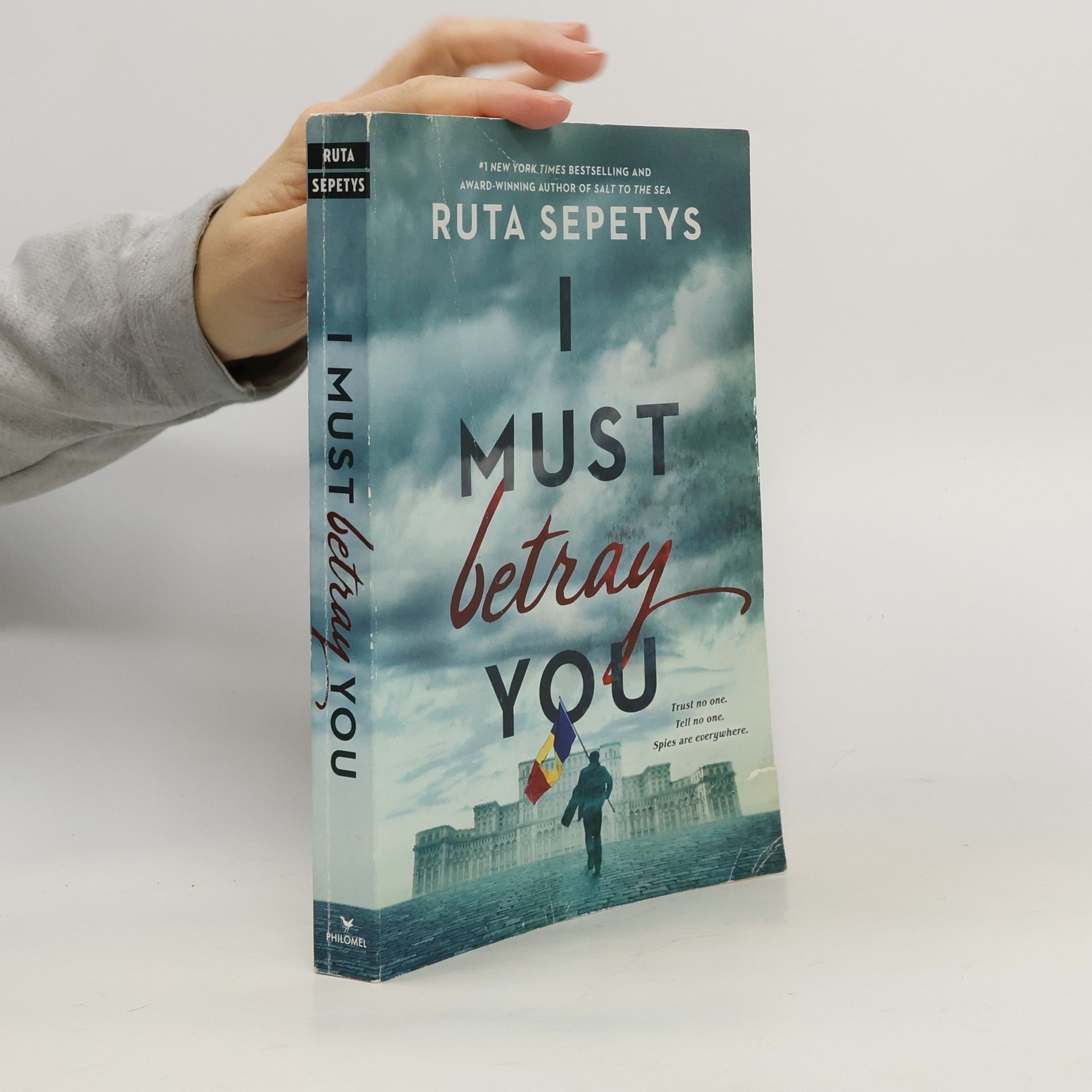 Ruta Sepetys I Must Betray You