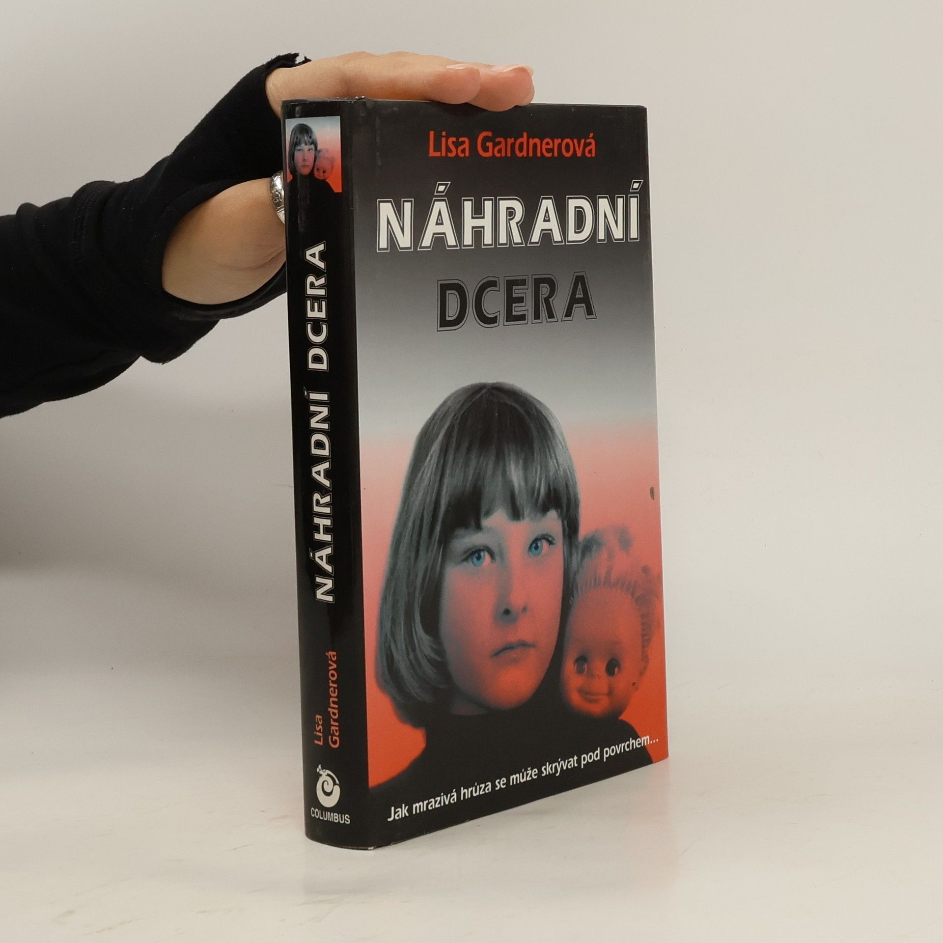 Lisa Gardner Náhradní dcera