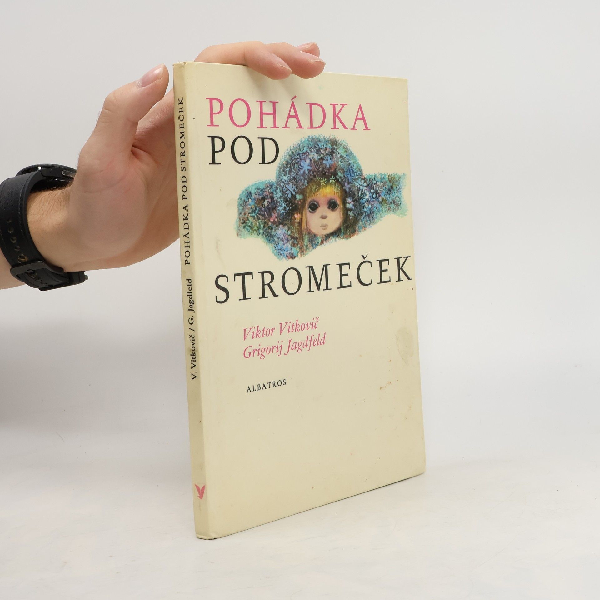 Pohádka pod stromeček