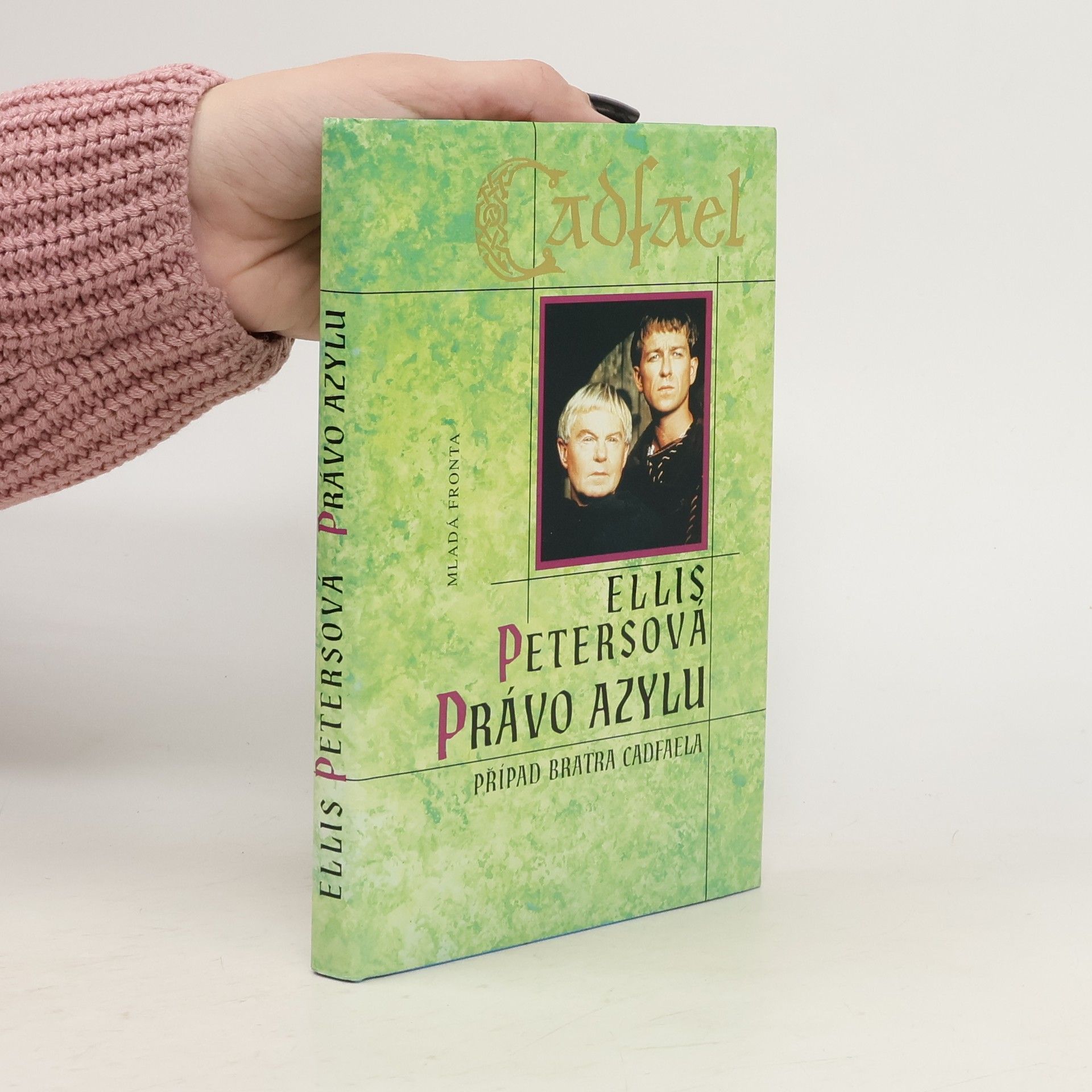 Ellis Peters Právo azylu. Případ bratra Cadfaela