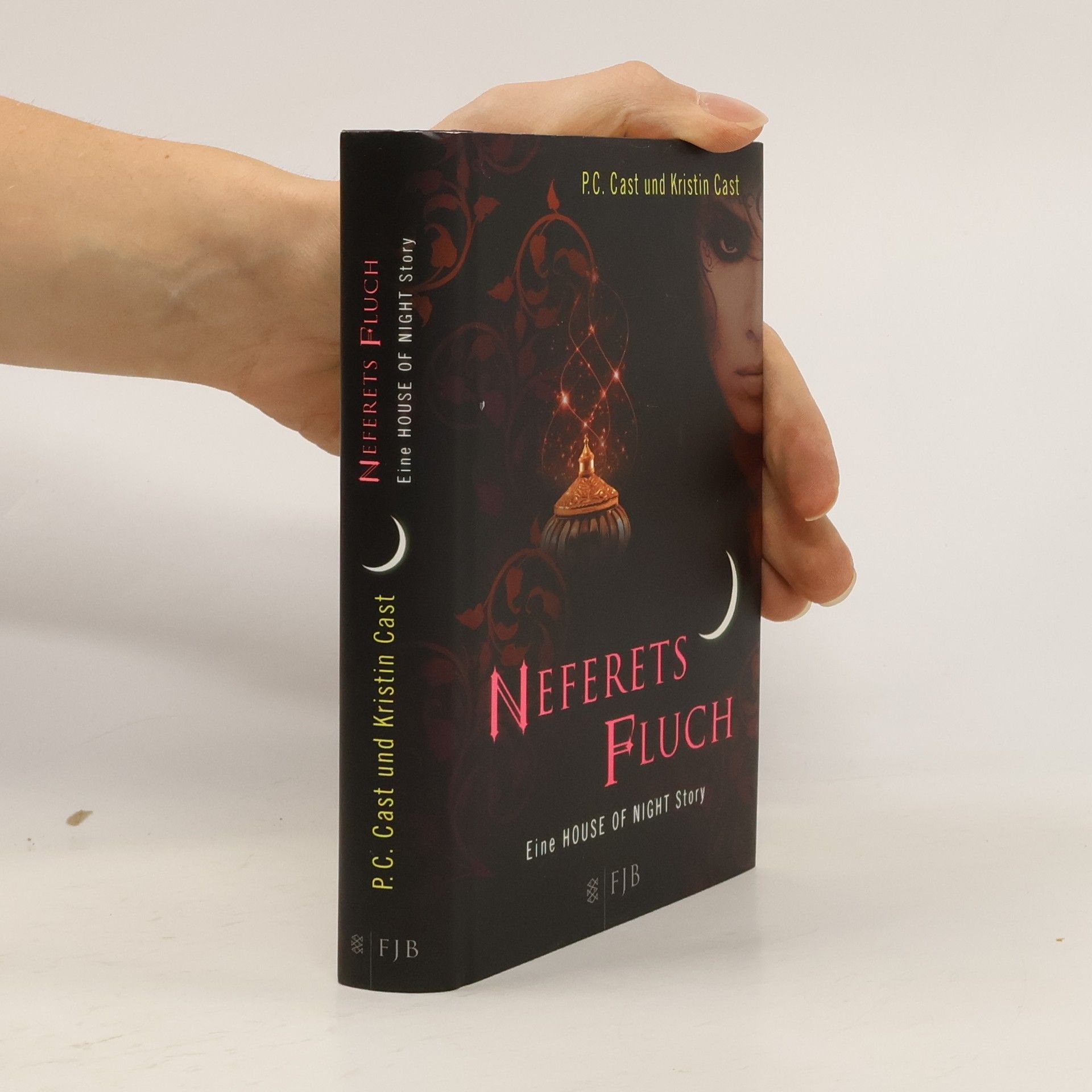 Phyllis Christine Cast Neferets Fluch