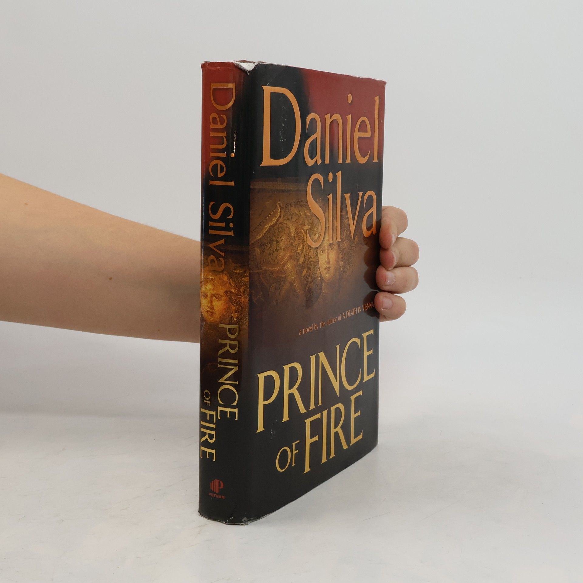 Daniel Silva Prince of Fire