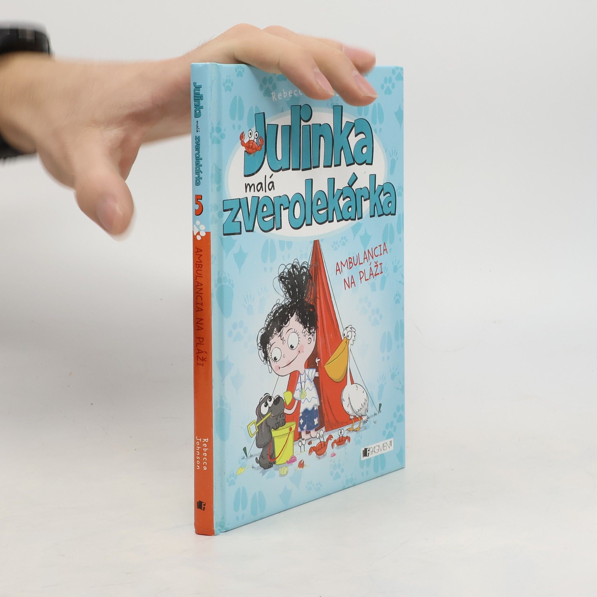 Rebecca Johnson Julinka malá zverolekárka. Ambulancia na pláži