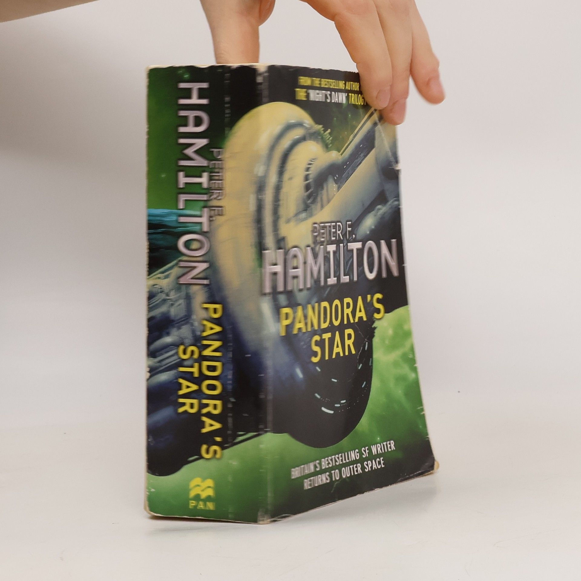 Peter F. Hamilton Pandora's Star