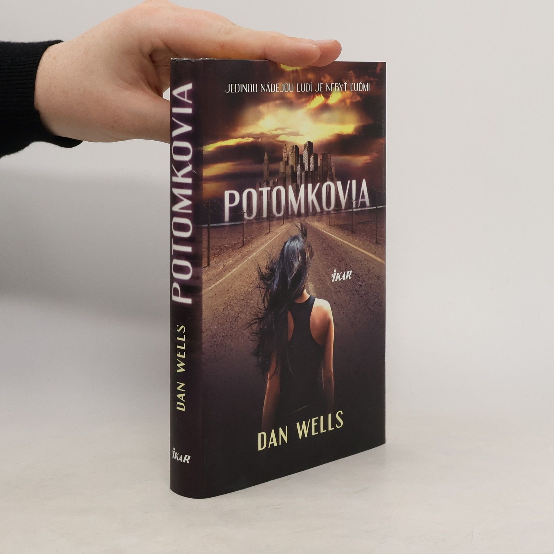 Dan Wells Potomkovia