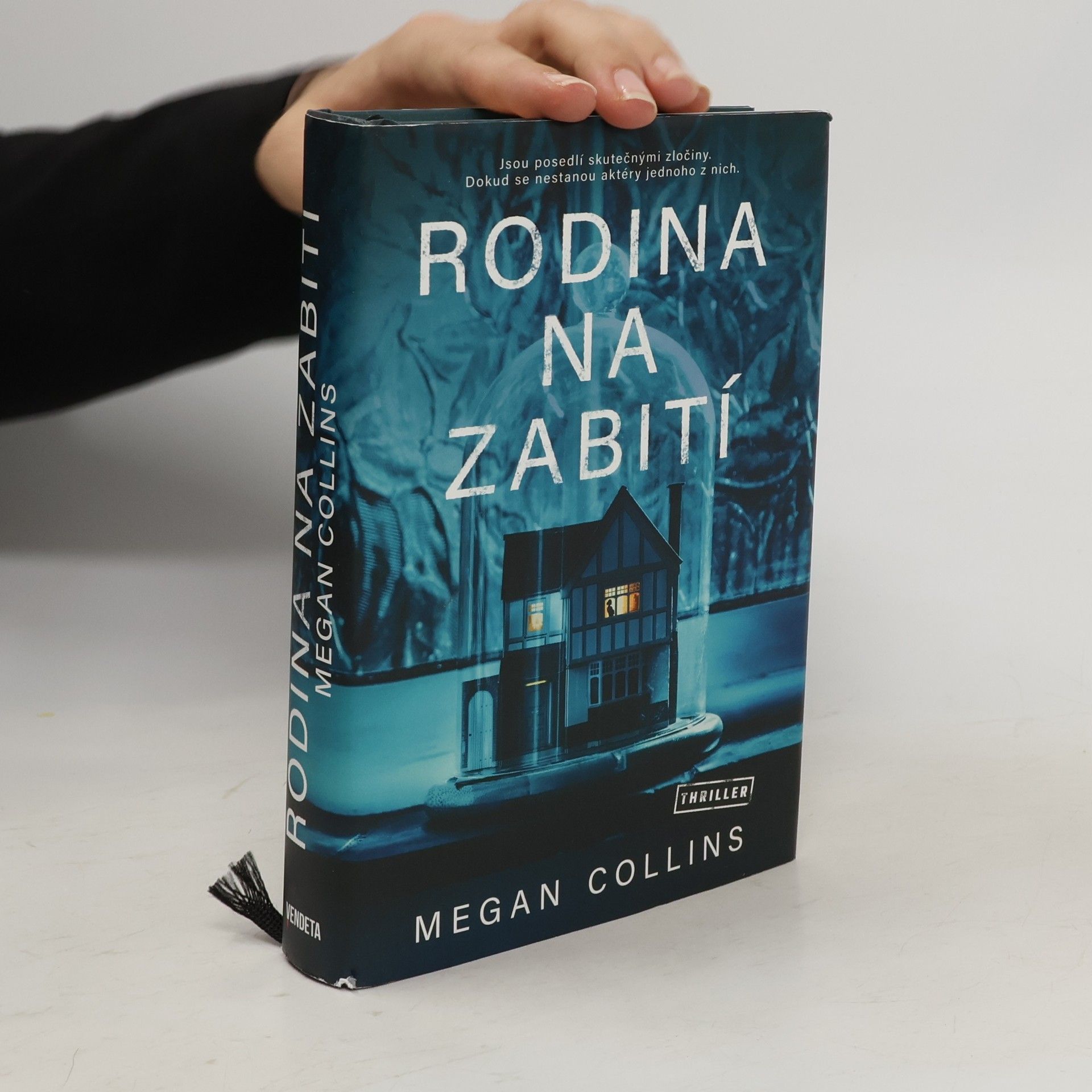 Megan Collins Rodina na zabití