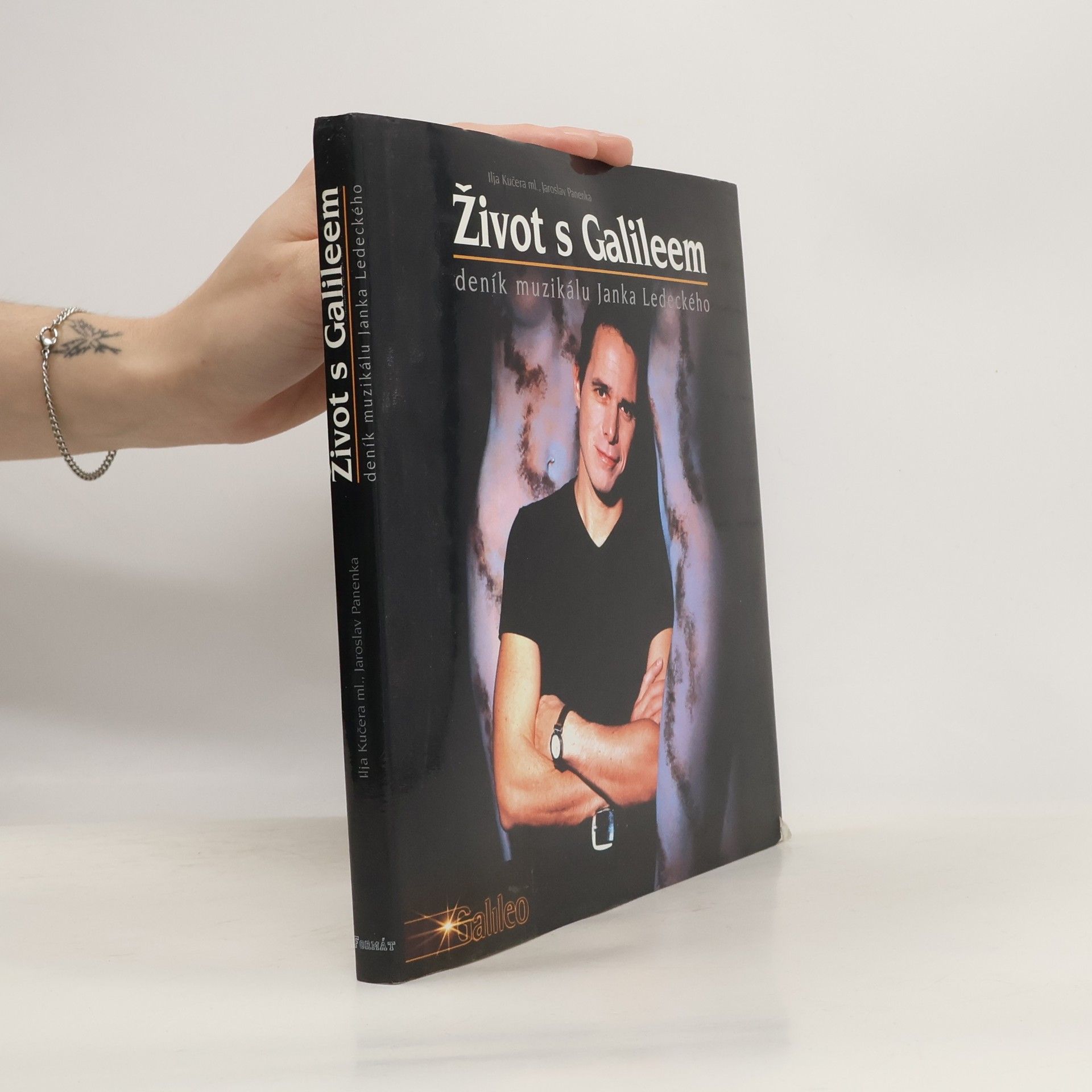 Život s Galileem. Deník muzikálu Janka Ledeckého