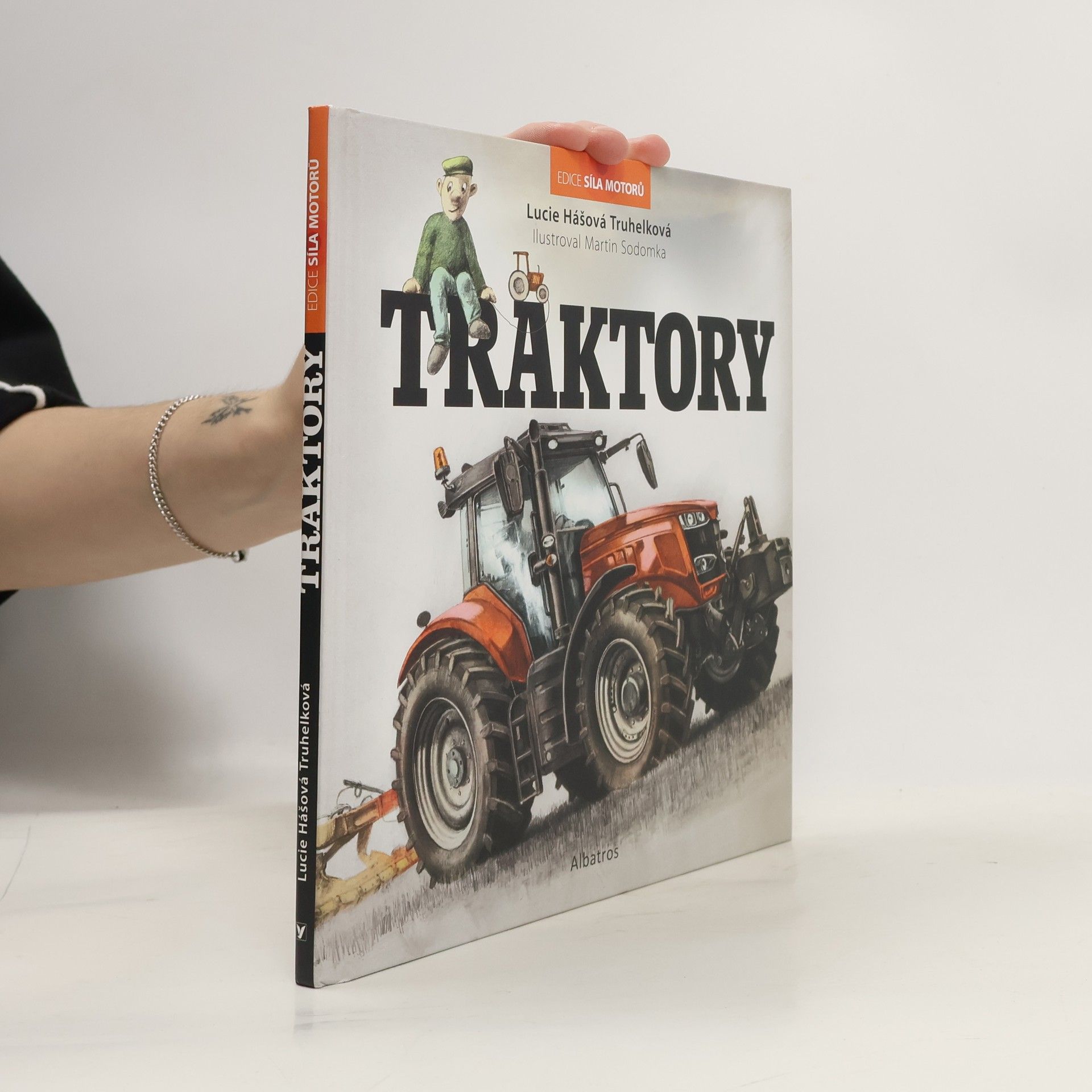 Lucie Hášová Truhelková Traktory