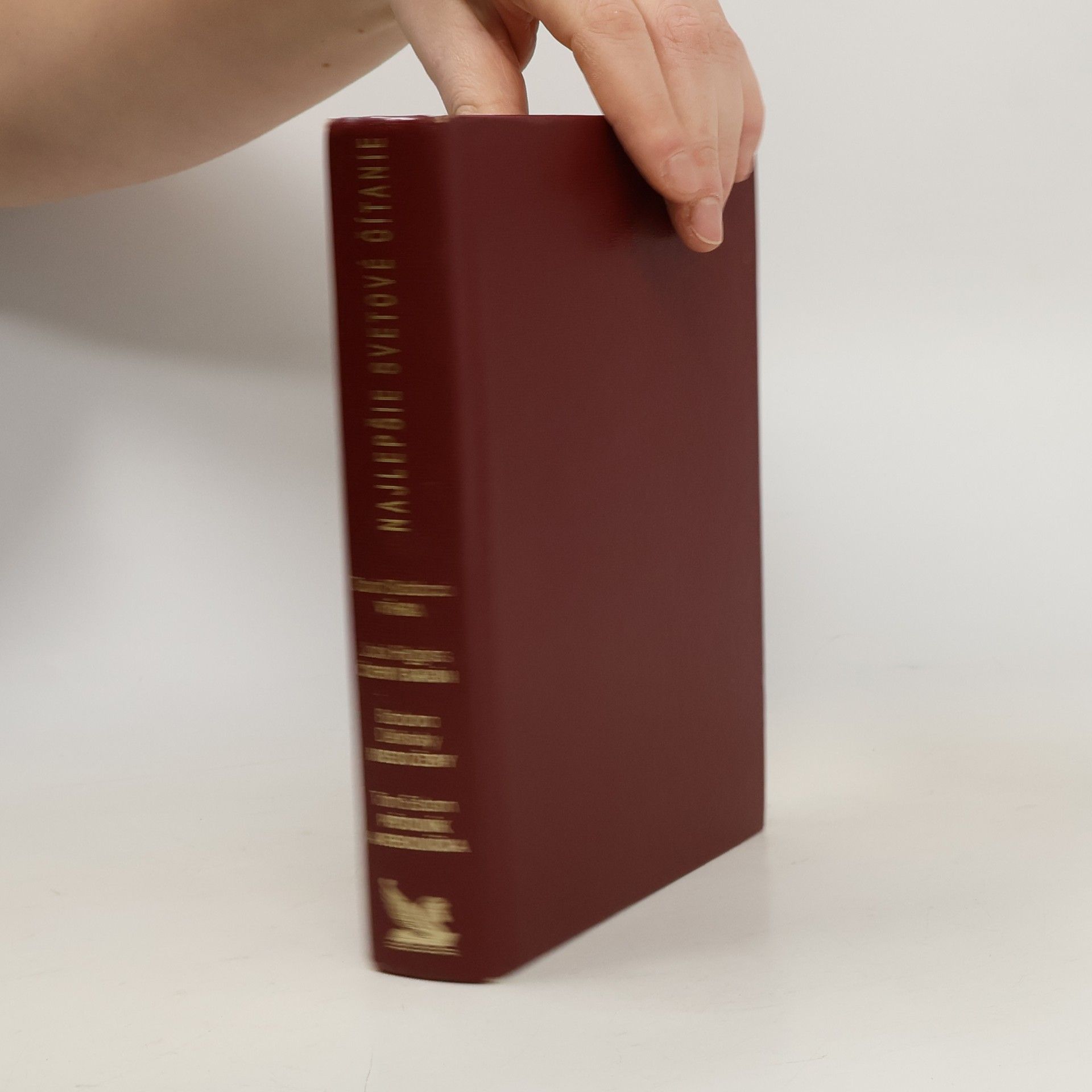 Najlepšie svetové čítanie: Výhra, Čierny barón, Miesto ženy, Pištoľník a rehoľníčka