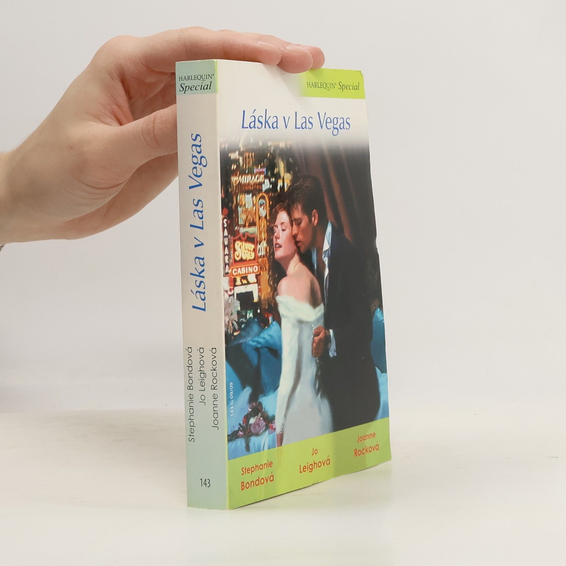 Stephanie Bond Láska v Las Vegas: Tajný agent Elvis / Elvis dohazovačem / Elvisi, vrať se!