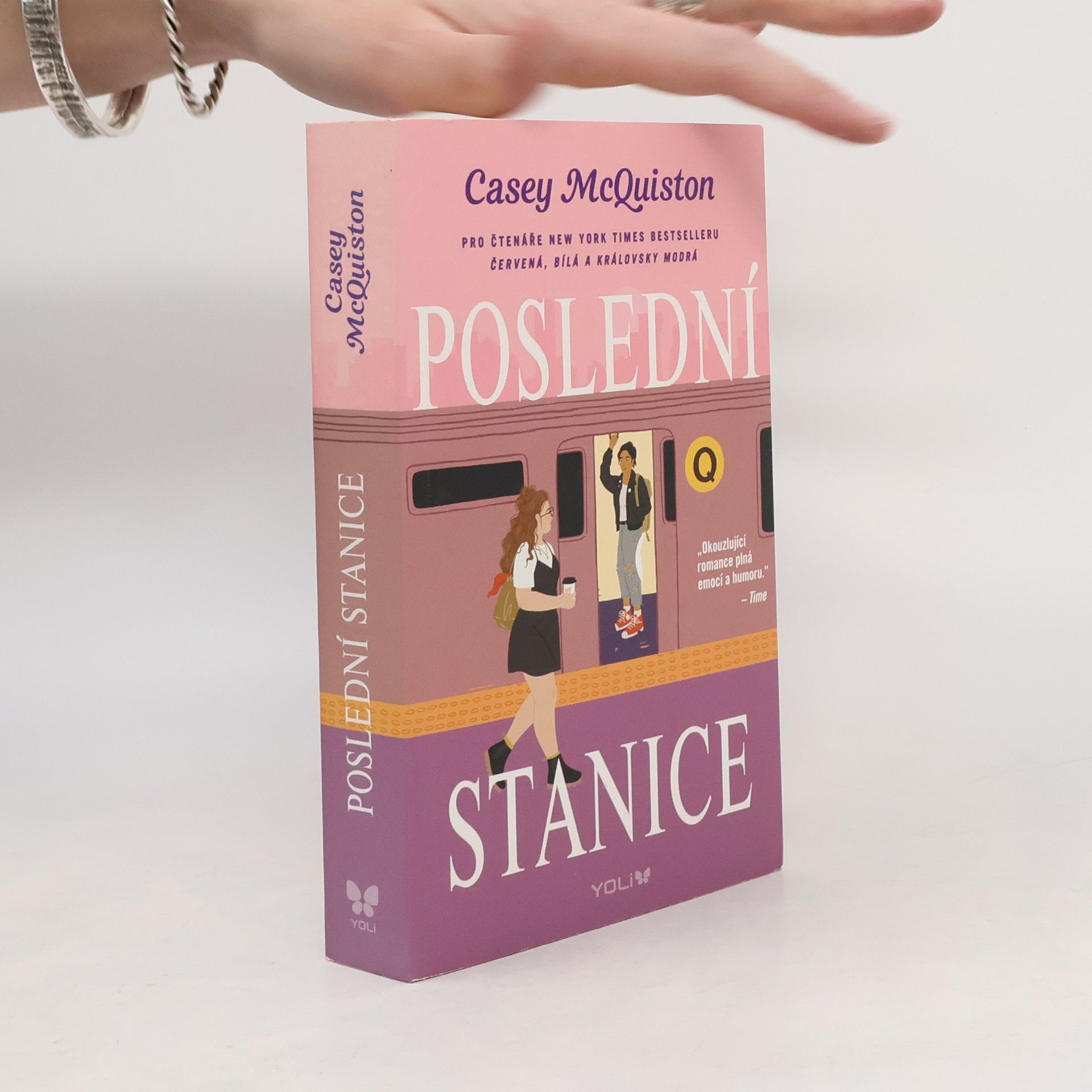 Casey McQuiston Poslední stanice