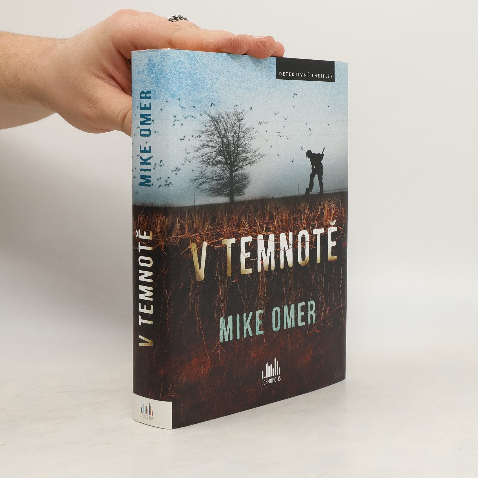 Mike Omer V temnotě