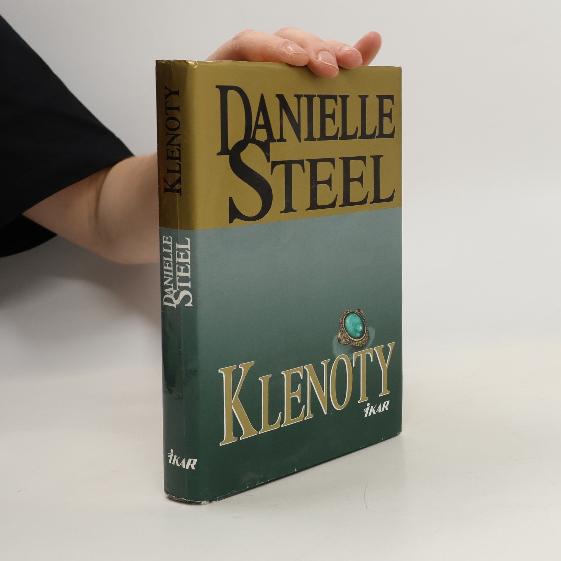 Danielle Steel Klenoty