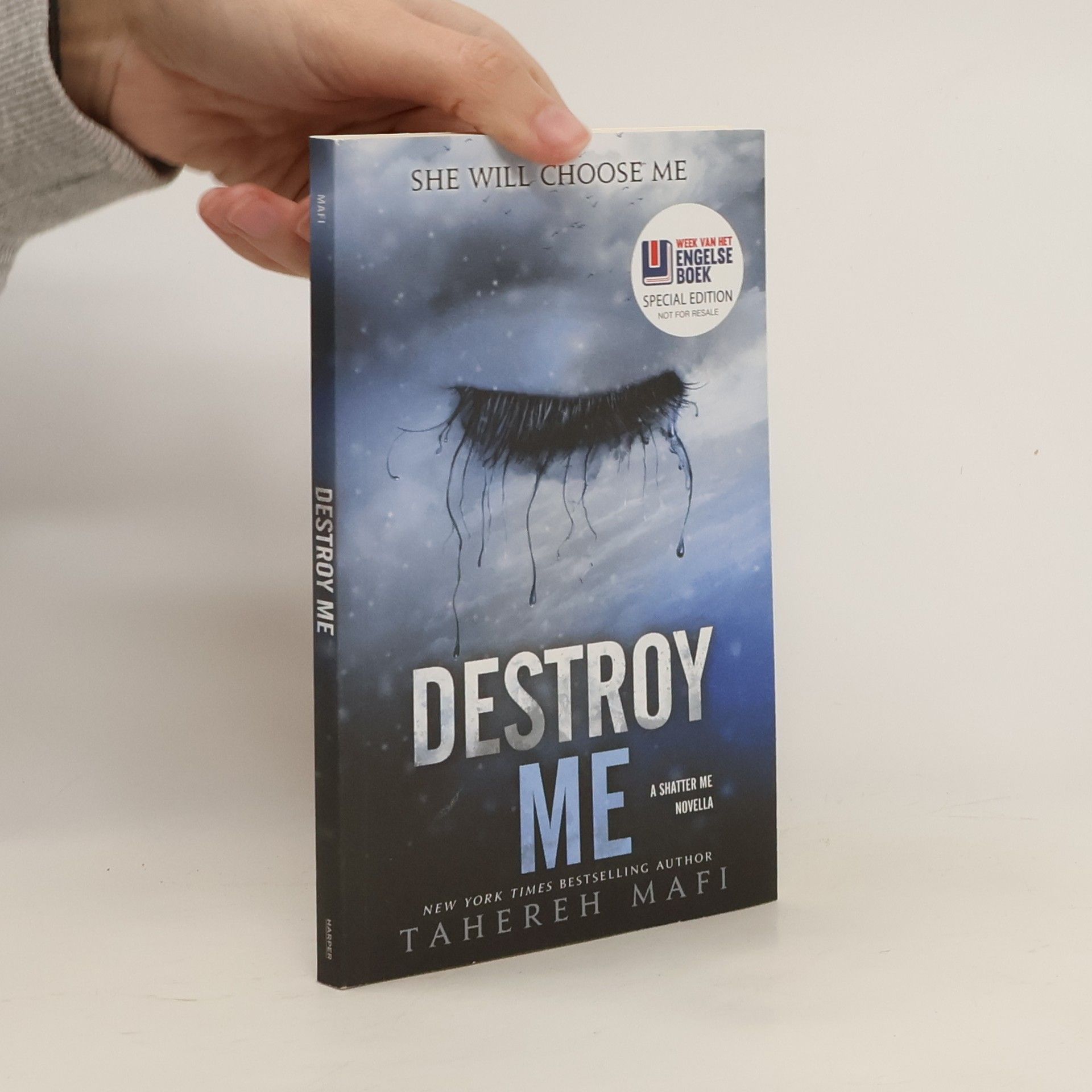 Tahereh Mafi Destroy Me