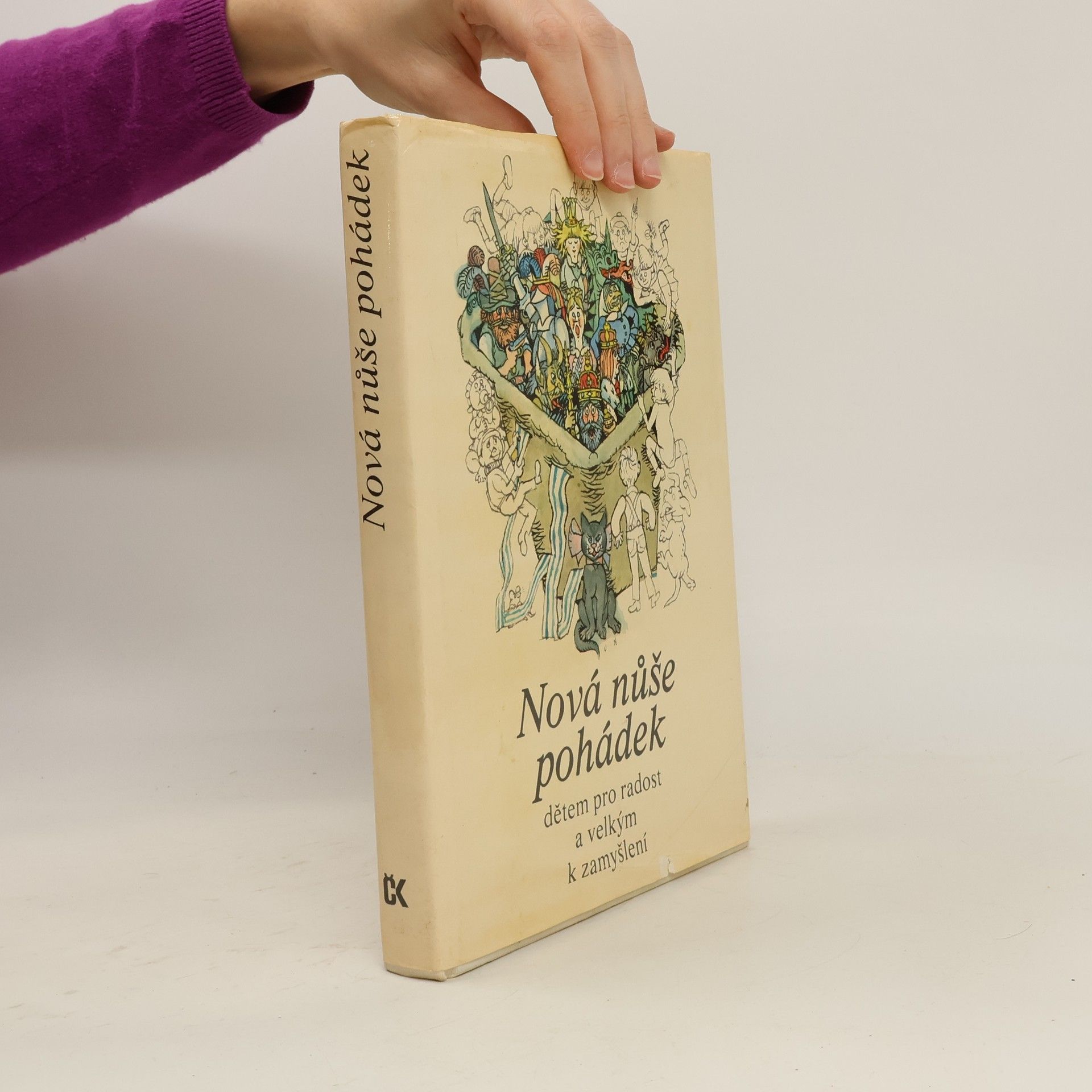 Helena Šmahelová Nová nůše pohádek