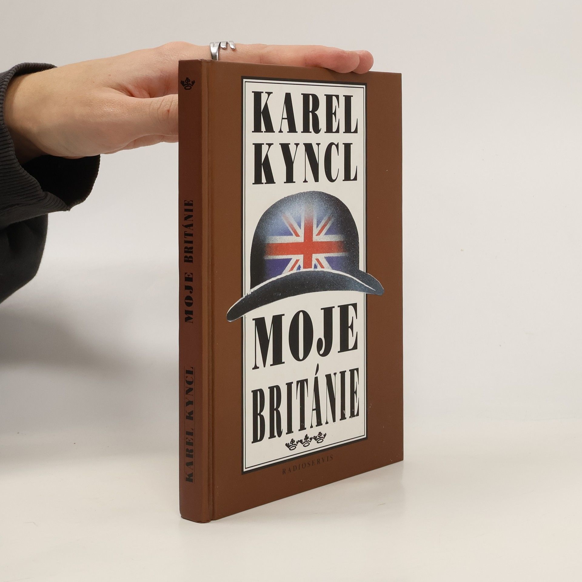 Moje Británie : příběhy, fejetony a poznámky z let 1990-1992