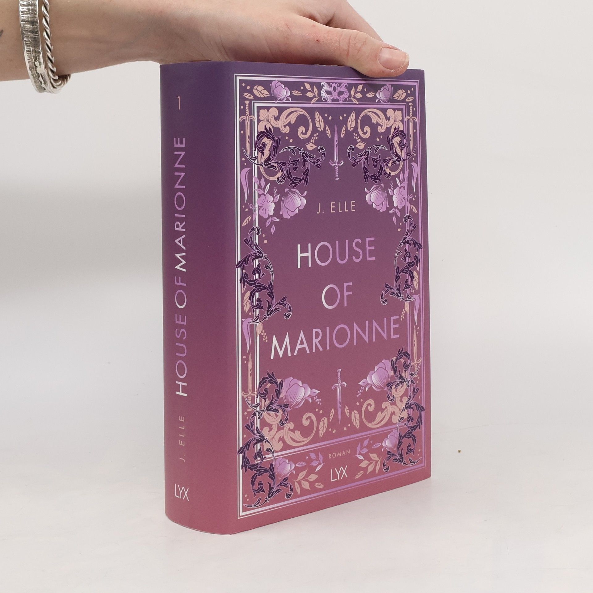 J. Elle House of Marionne