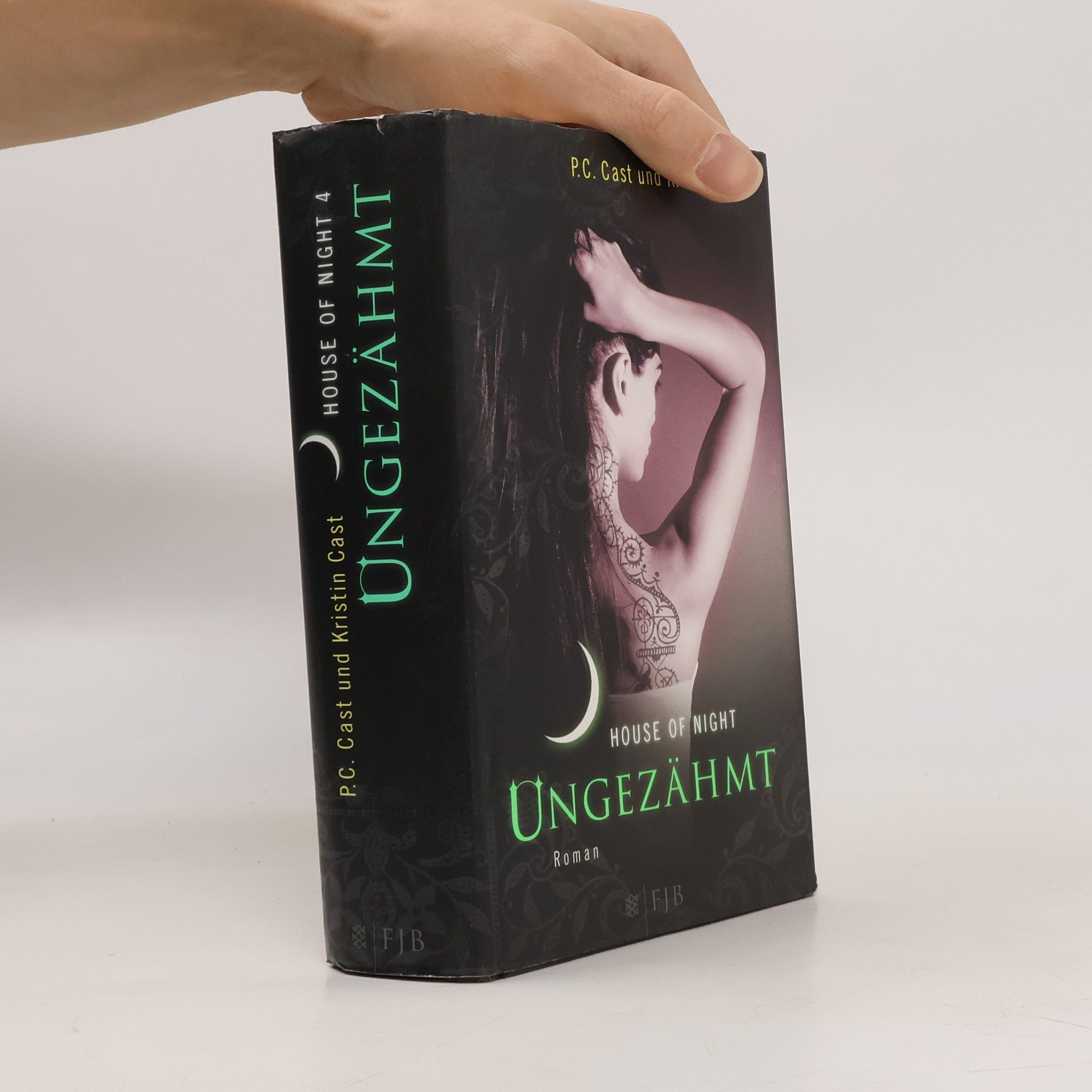 Phyllis Christine Cast House of Night 4. Ungezähmt