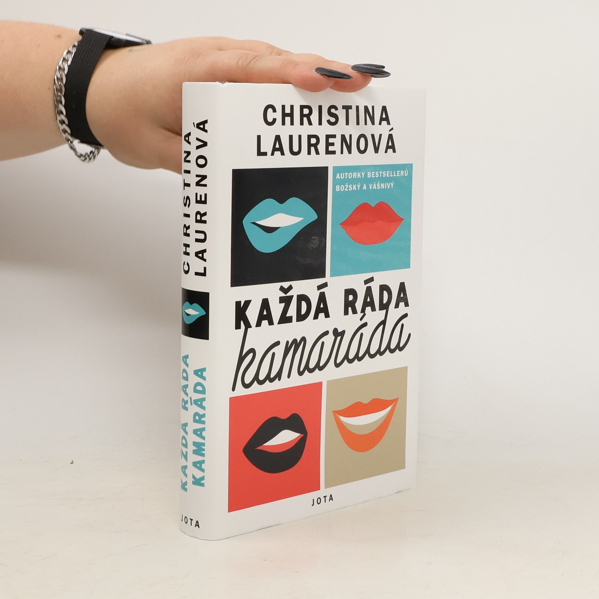 Christina Laurenová Každá ráda kamaráda