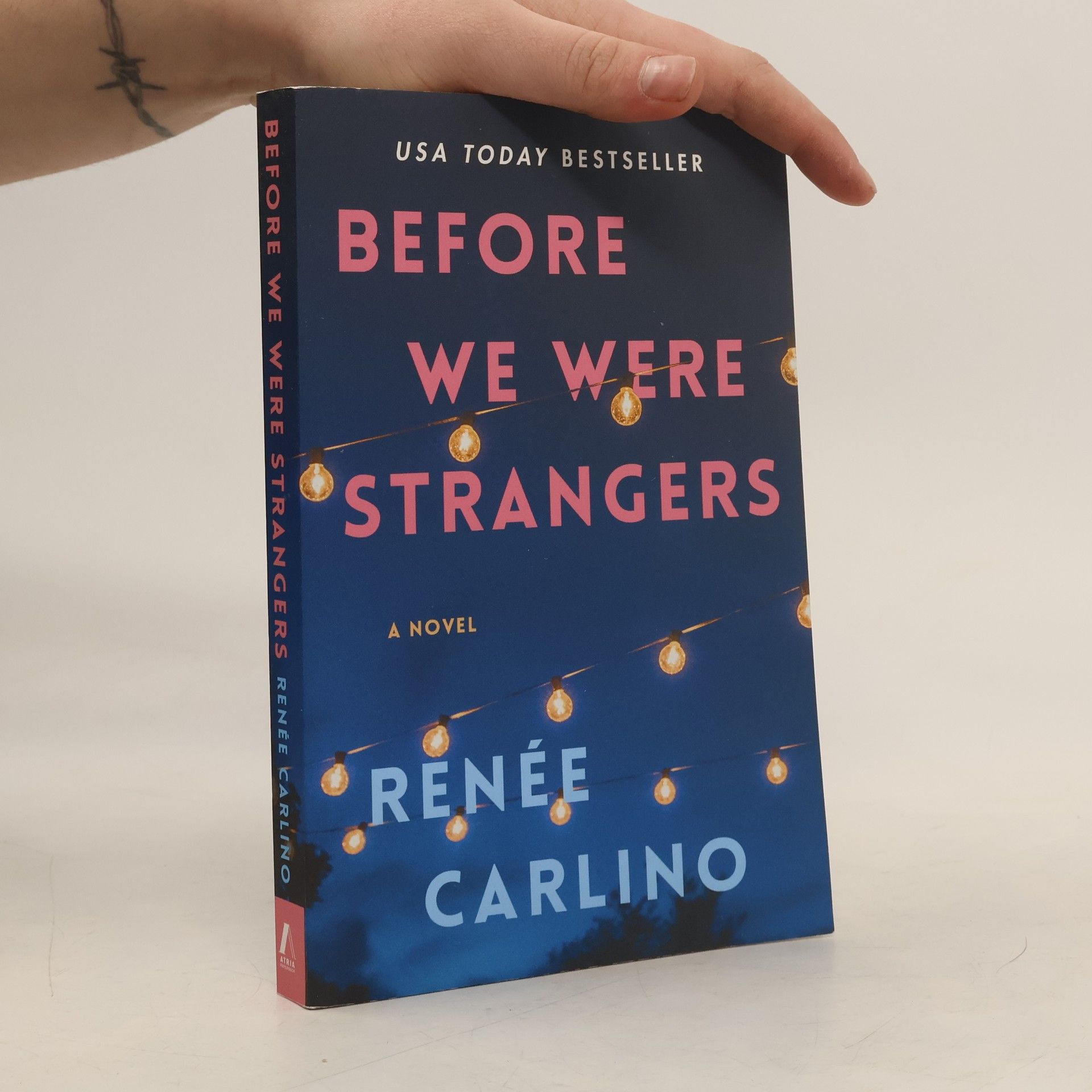 Renée Carlino Before We Were Strangers