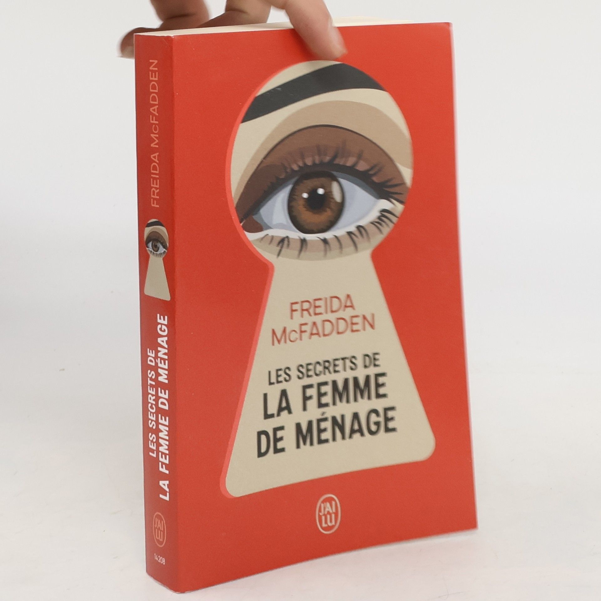 Les secrets de la femme de ménage