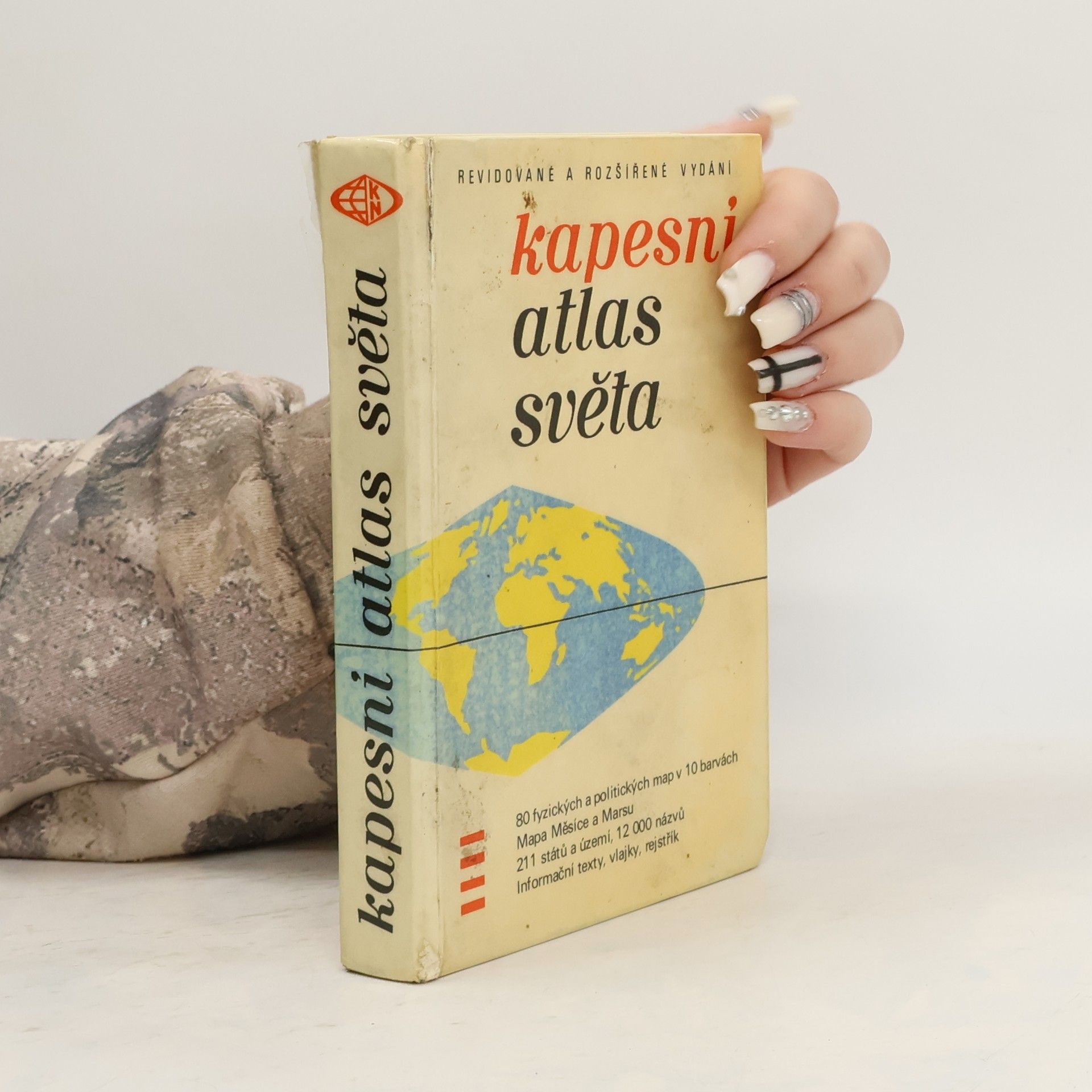 Kolektív autorov Kapesní atlas světa