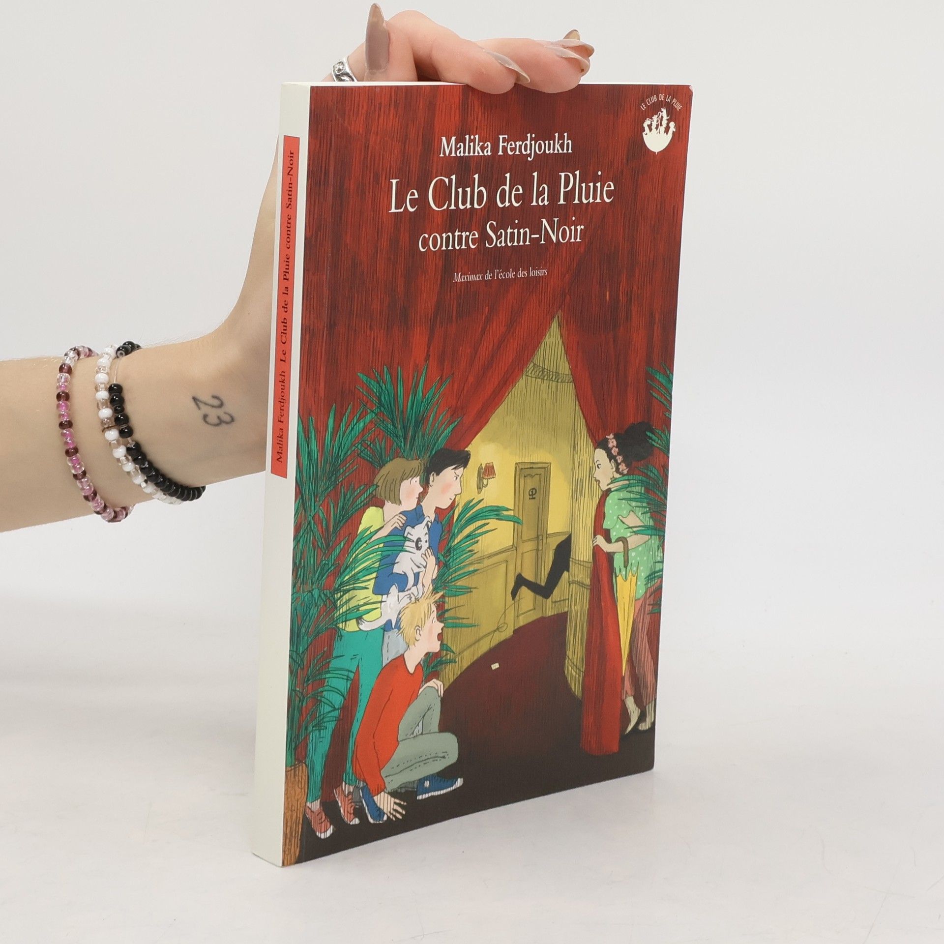 Le Club de la Pluie contre Satin-Noir