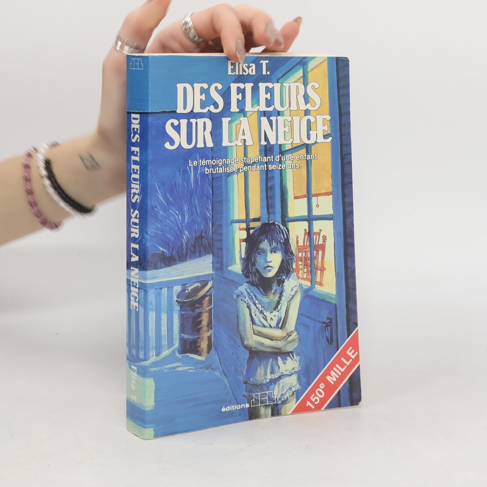 Élisa T. Des fleurs sur la neige