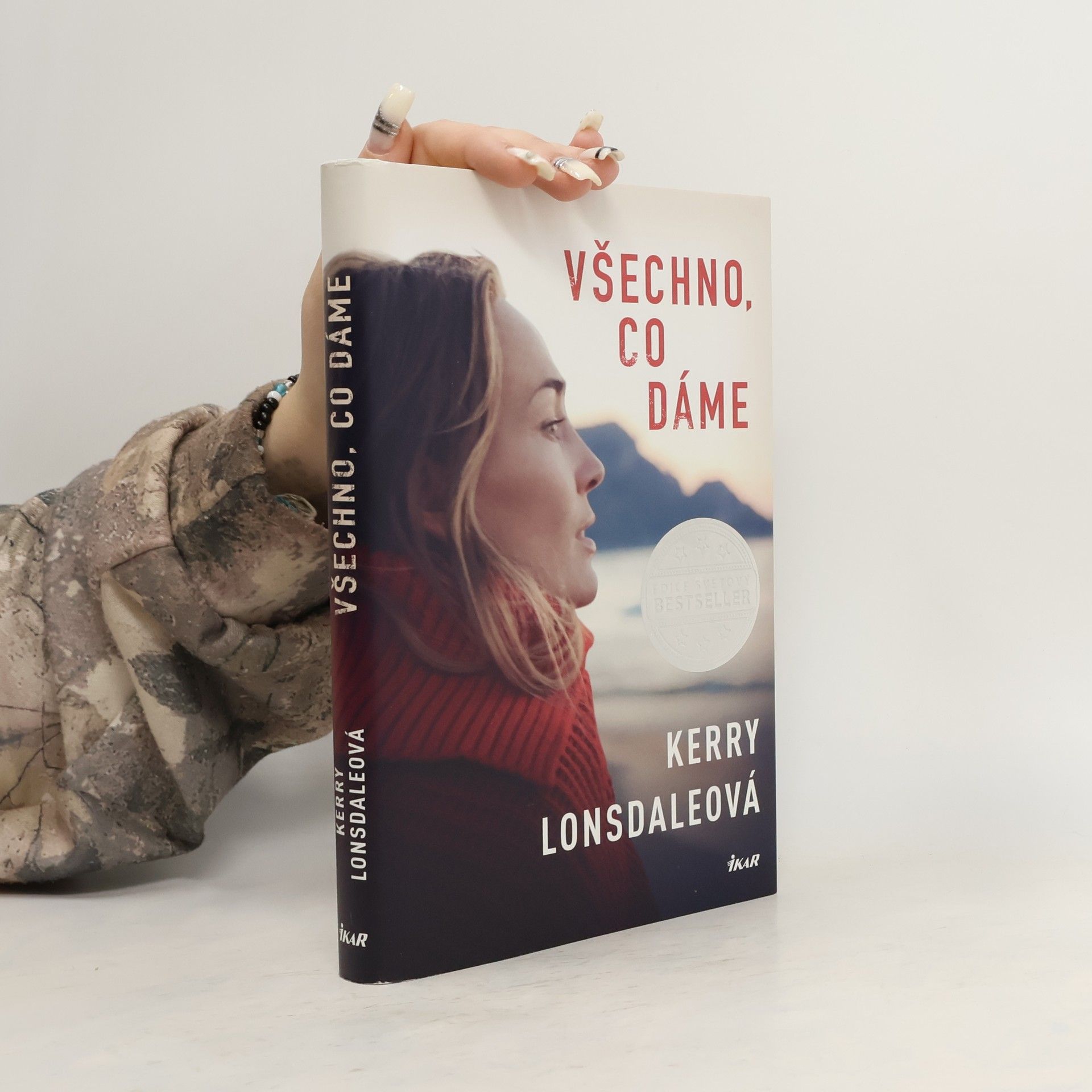 Kerry Lonsdale Všechno, co dáme