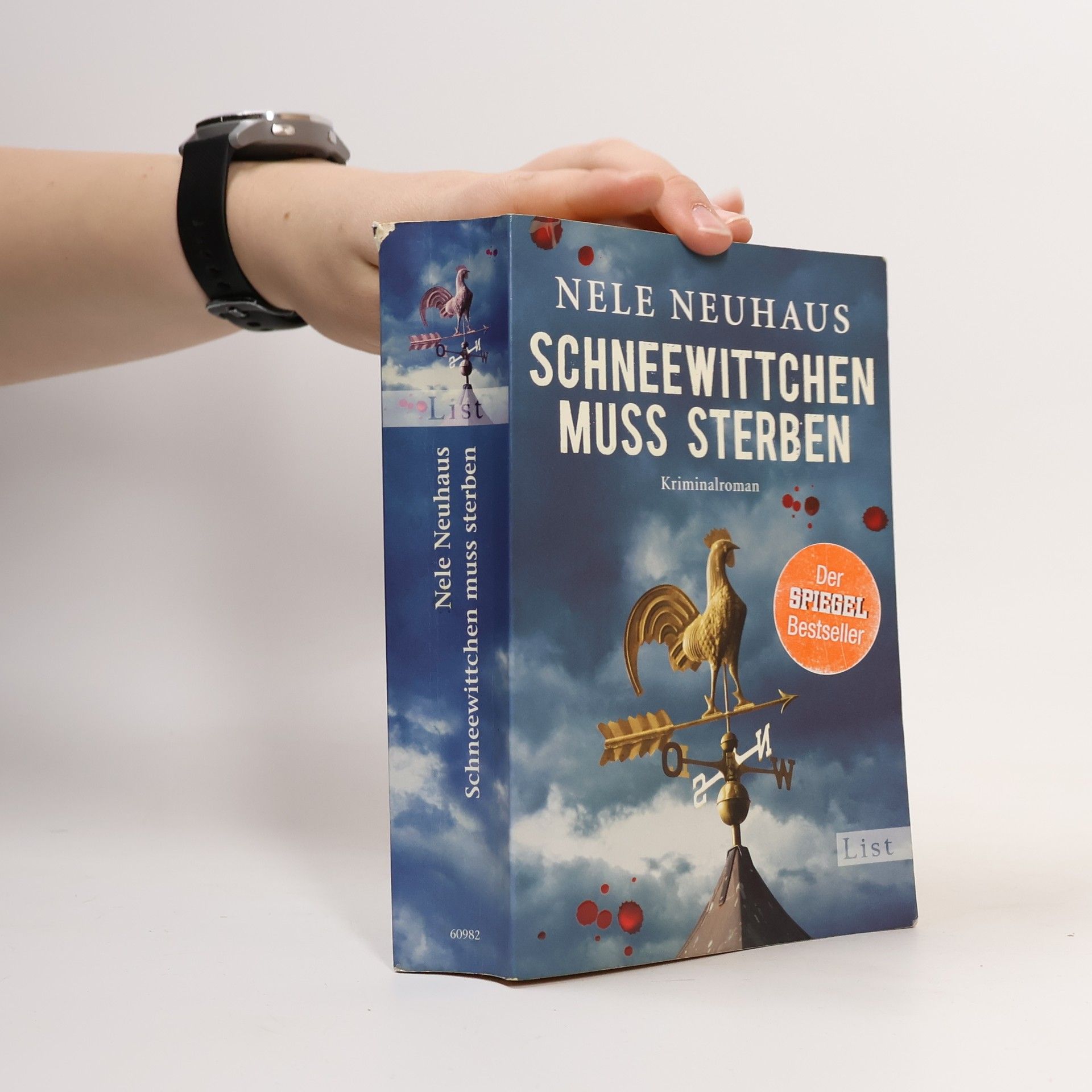 Cornelia Löwenberg Schneewittchen muss sterben