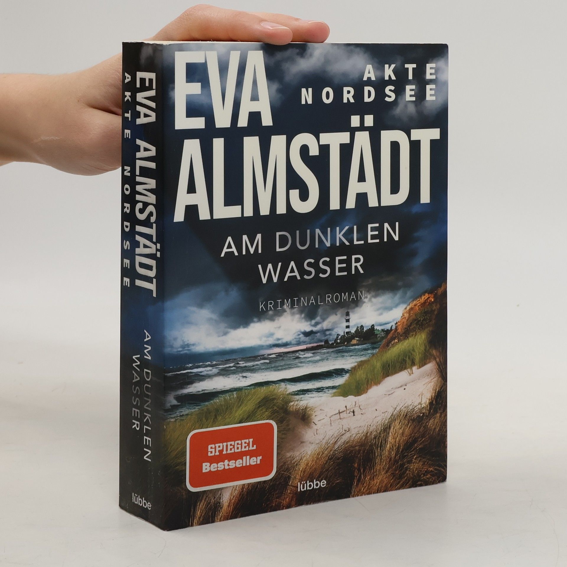 Eva Almstädt Akte Nordsee - am dunklen Wasser