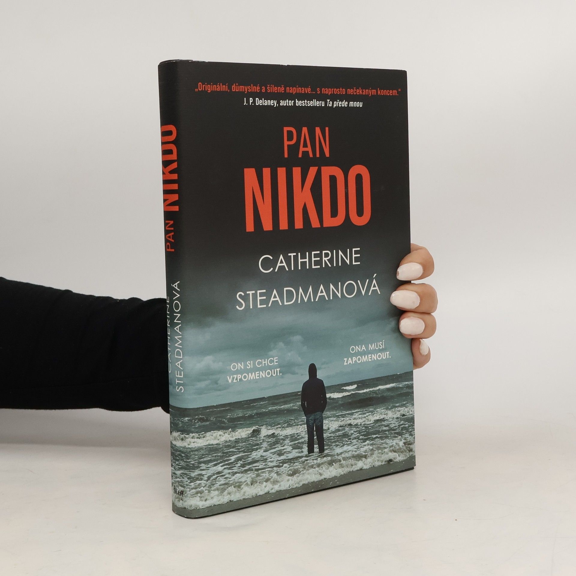 Catherine Steadman Pan Nikdo