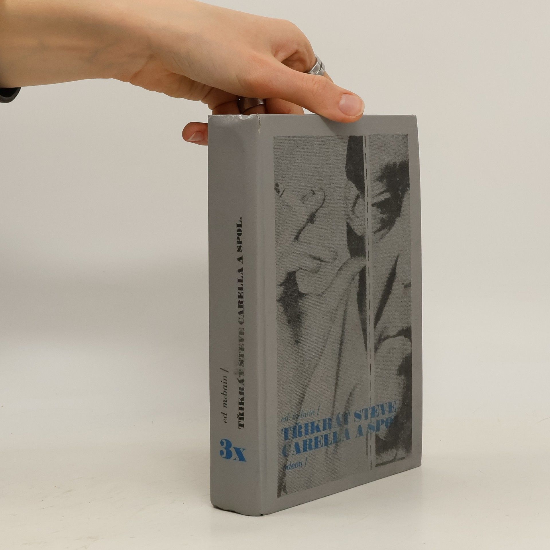 Ed McBain Třikrát Steve Carella a spol.